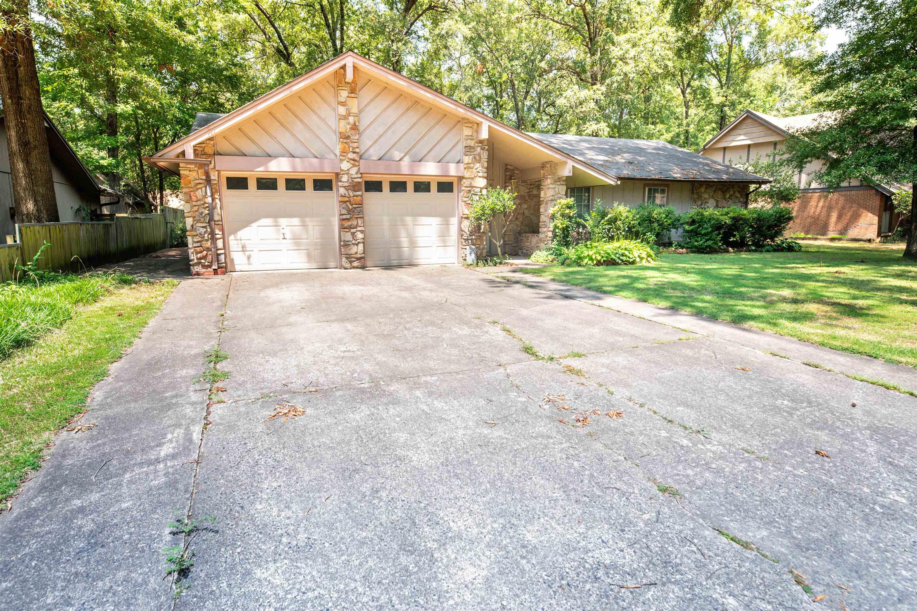 SMOKING OAKS ADD - Residential