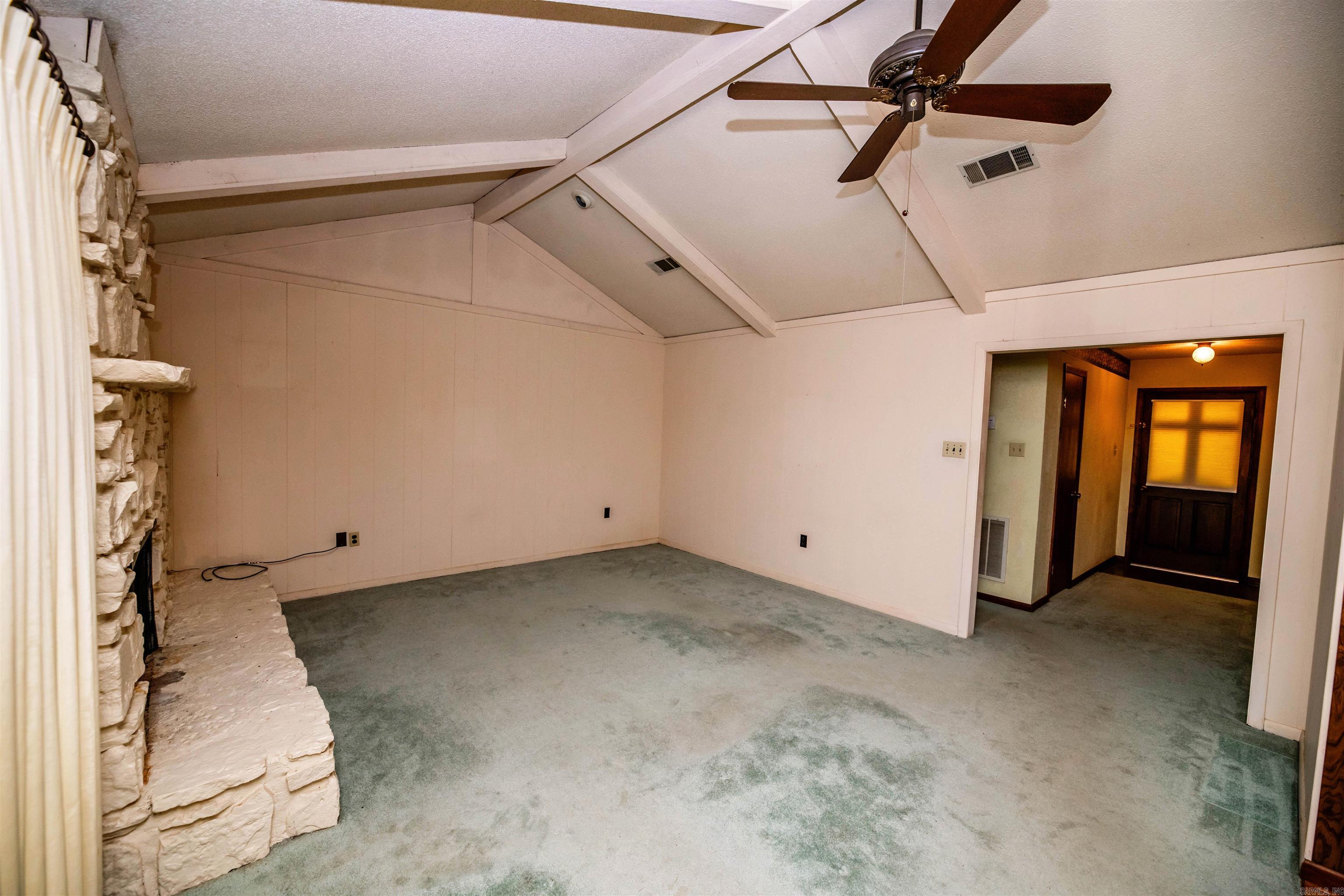 SMOKING OAKS ADD - Residential