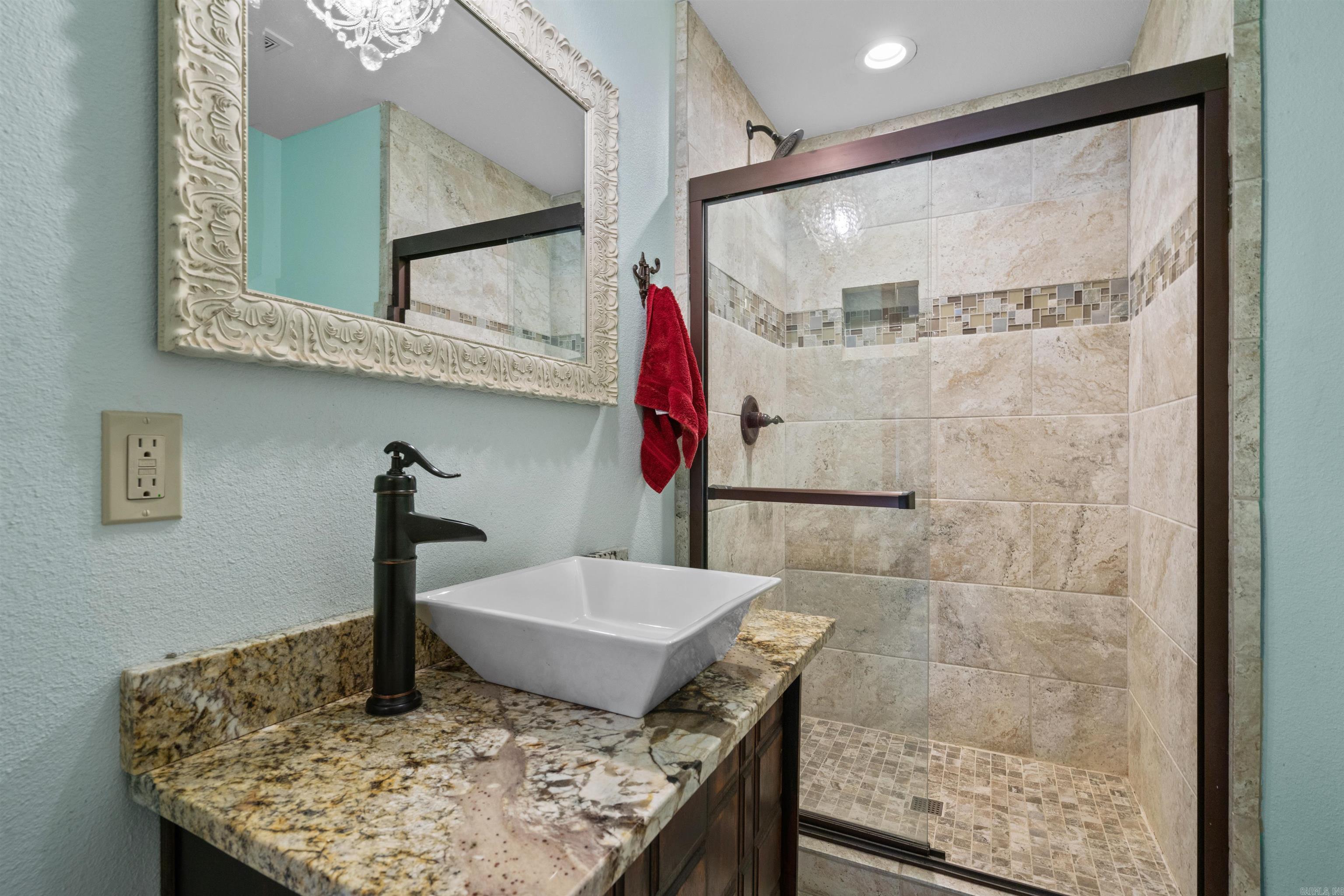 CURTIS HOYLE - Residential