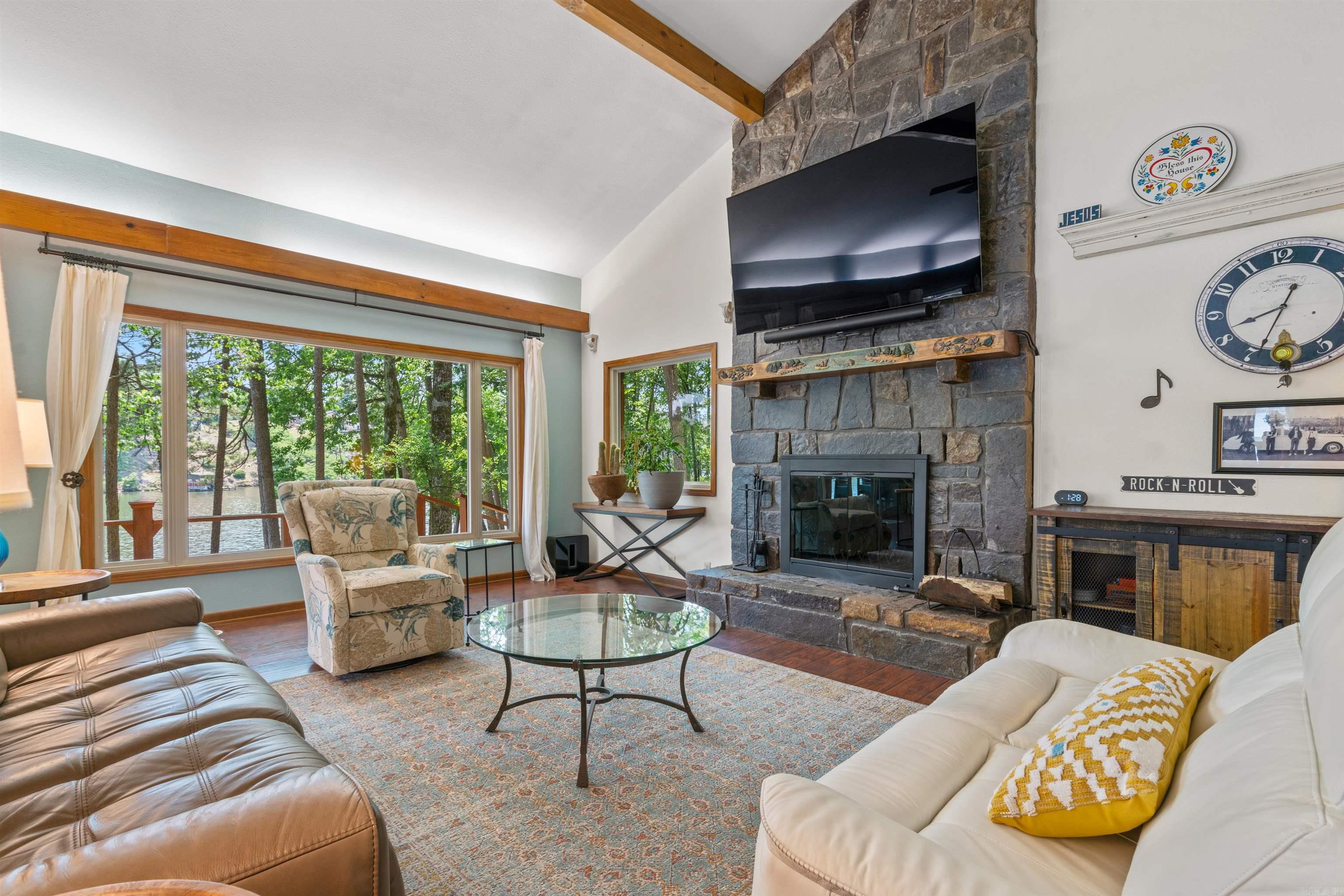 CURTIS HOYLE - Residential