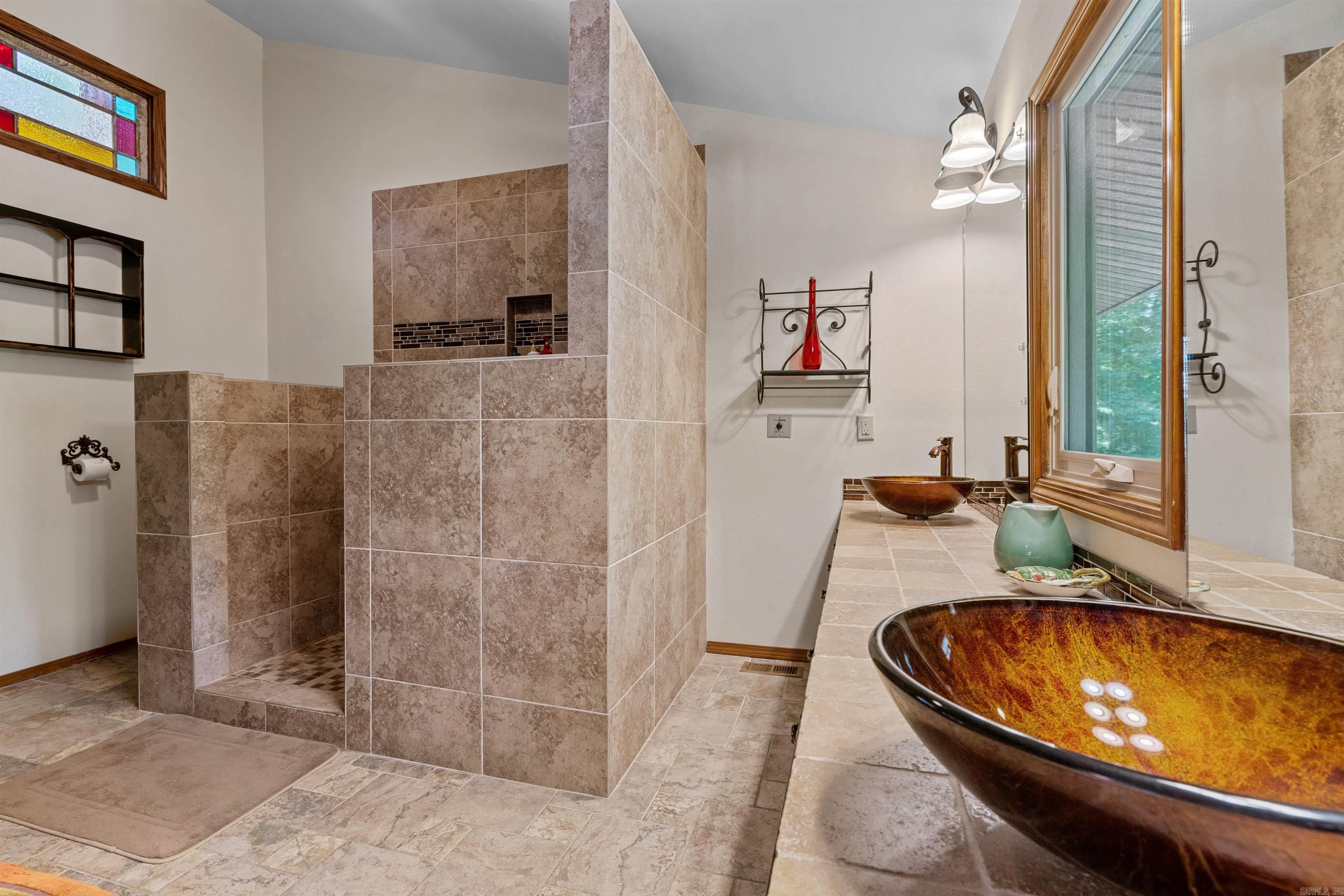 CURTIS HOYLE - Residential