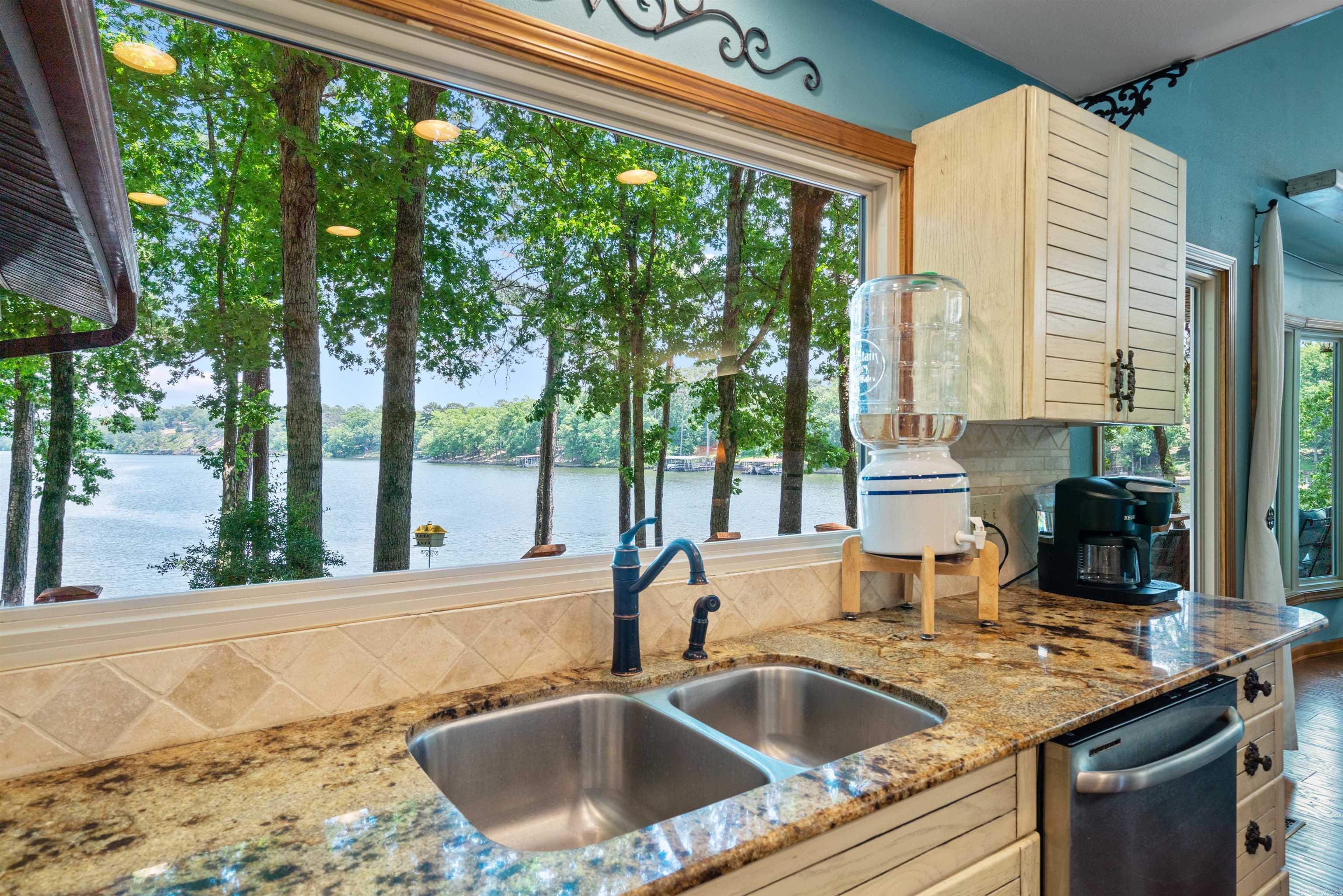 CURTIS HOYLE - Residential