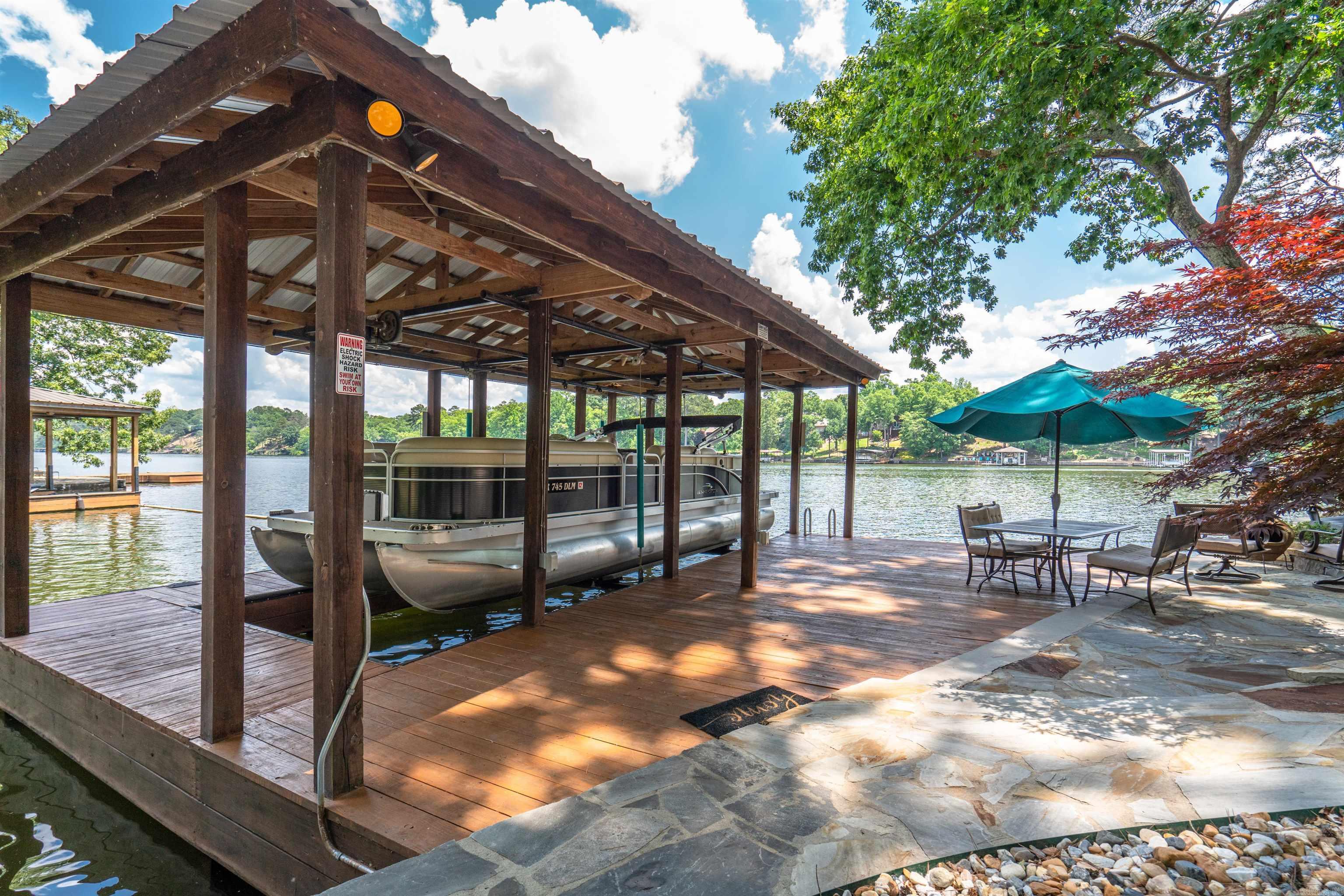 CURTIS HOYLE - Residential