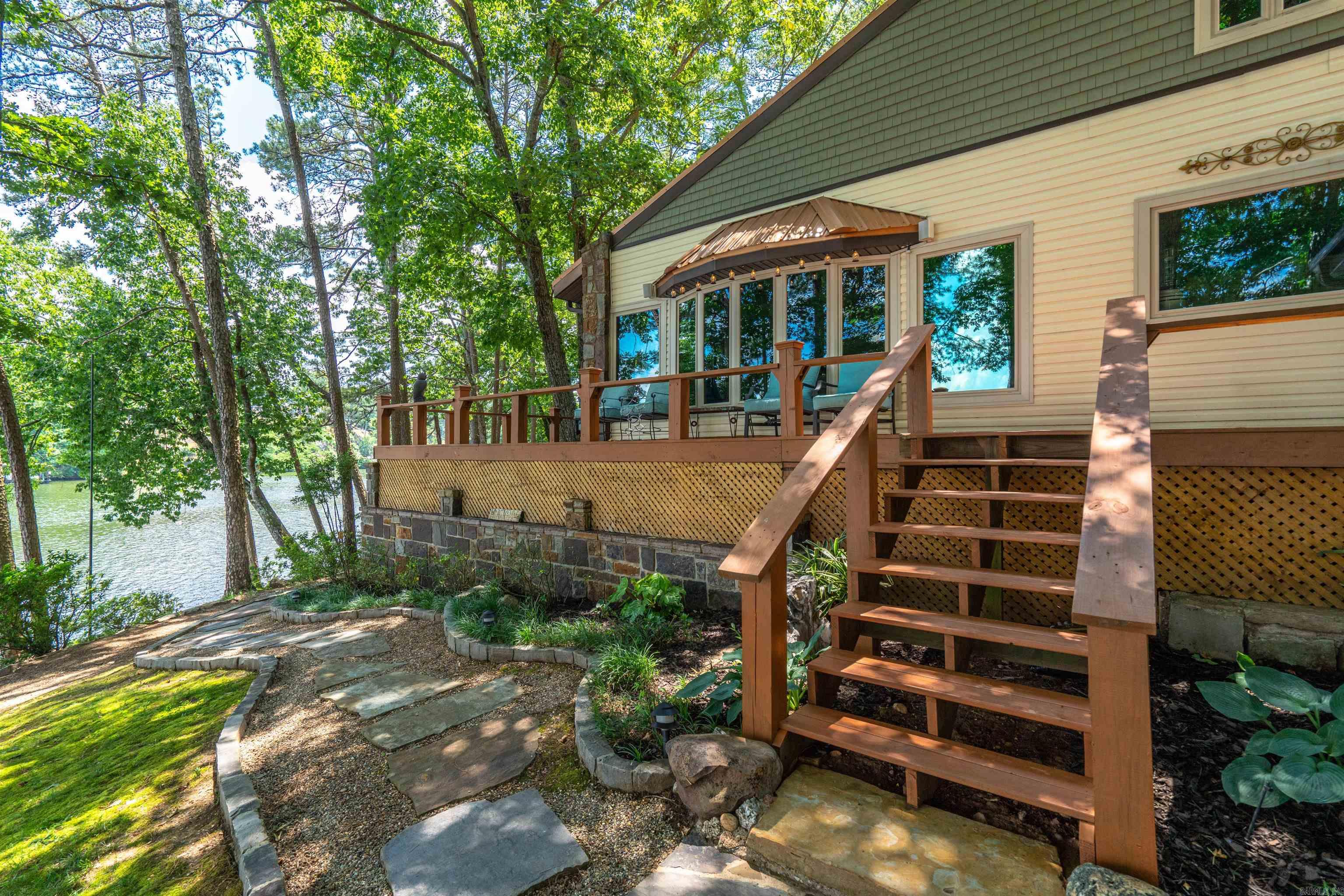 CURTIS HOYLE - Residential