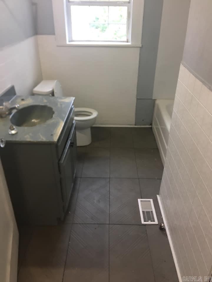 Johnson SJ - Residential Lease