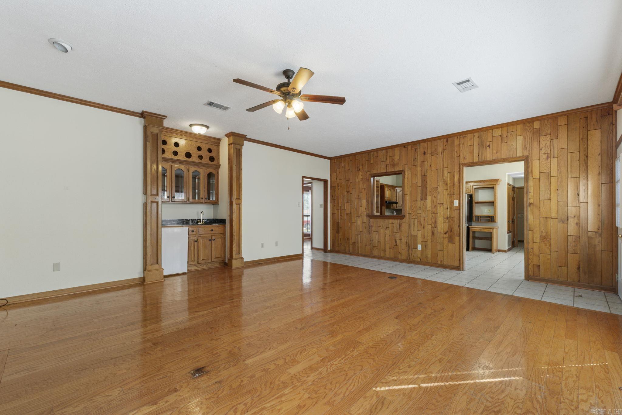 EDGEWATER ADDN - Residential