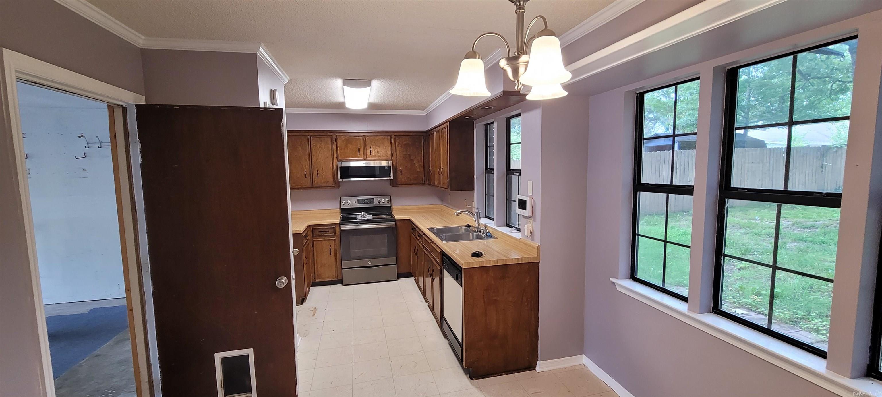 Springhill Manor - Residential Lease