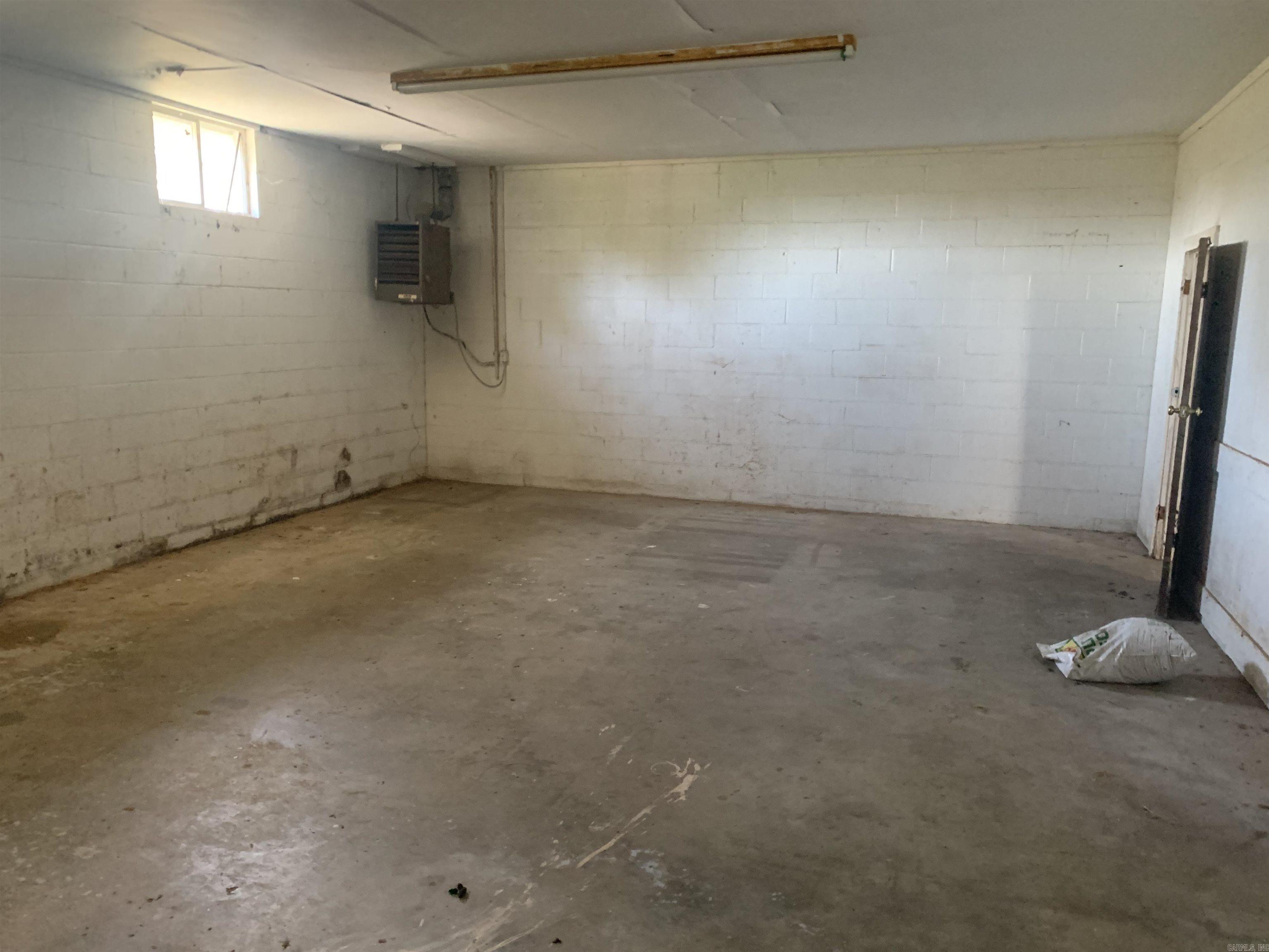 Metes & Bounds - Commercial Sale