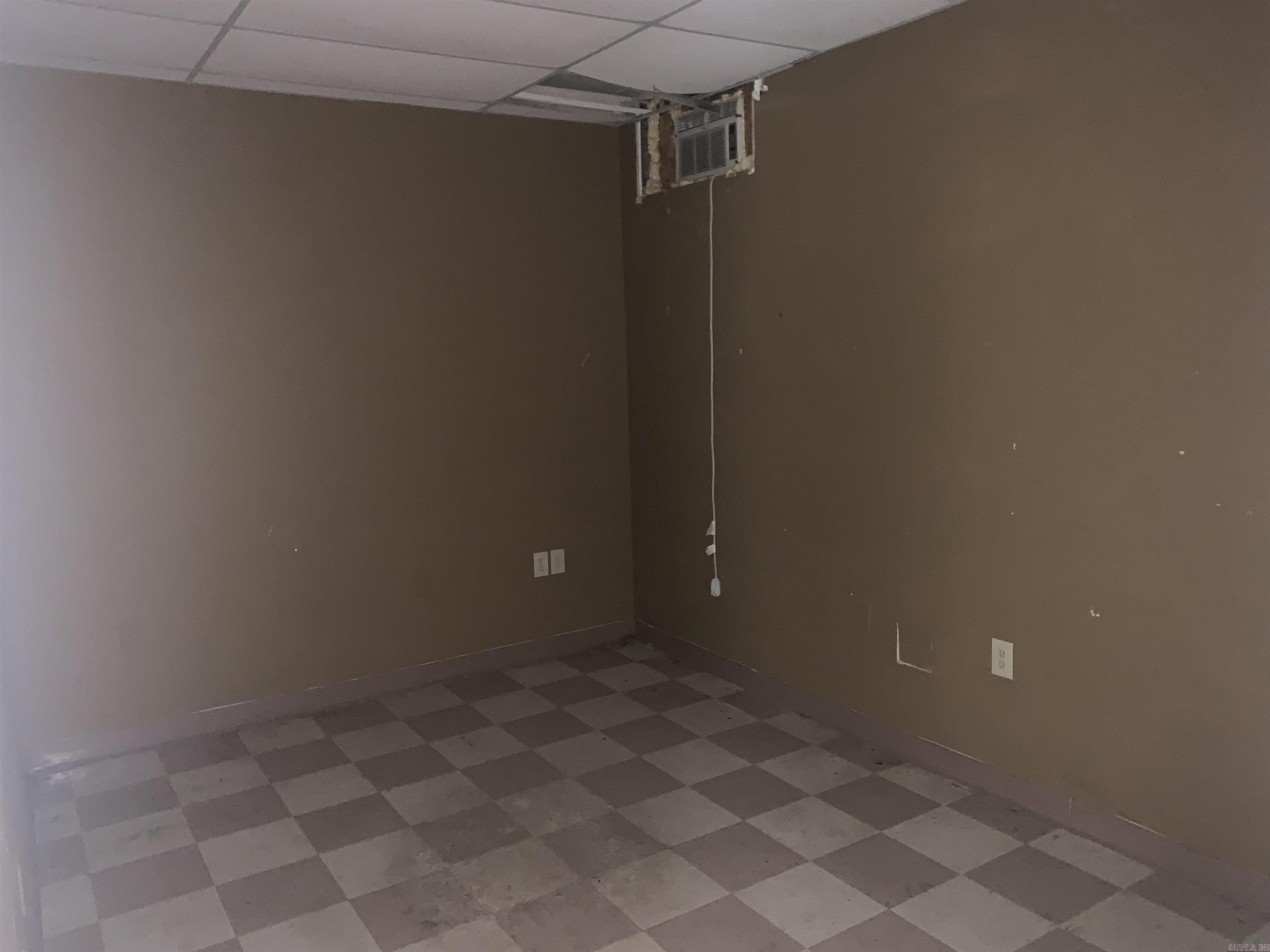 Metes & Bounds - Commercial Sale