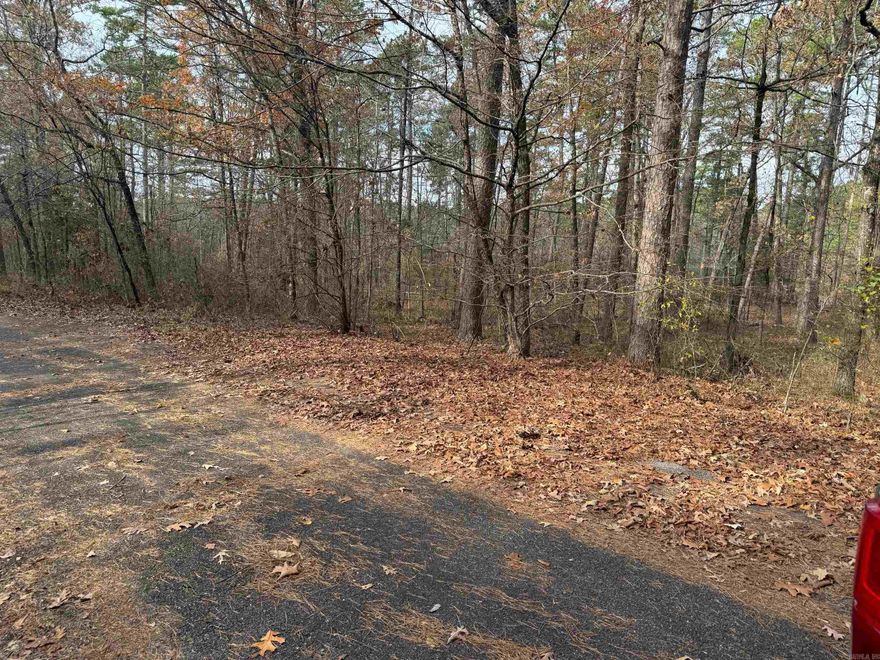 THIS PROPERTY IS NOT FAR FROM LAKE PINEADA...FITNESS CENTER NEARBY...CALL RIGHT AWAY FOR MORE INFORMATION...
