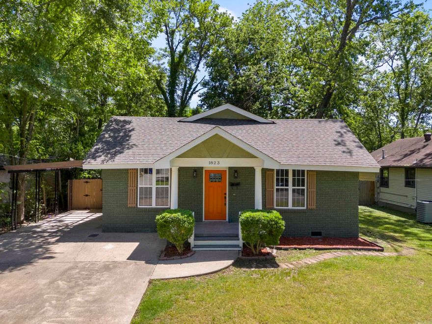 Check out this charming home in Old Conway that has been COMPLETELY REMODELED! The home features all the updates!!!!  35” double vanity master -bathroom  -Old plumbing under the house fix - new gas line added for the gas stove  -new gas stove  -attic rafters fixed  -joists under crawl fixed  - pierce were set properly  -ceiling drywall in the living room repair and painted due to rafters   - New roof installed December 2023   - New HVAC installed January 2024   - Electrical wiring   - Water heater   - Granite countertops in bathroom and kitchen   - New floors   - Glass replaced on 2 windows   - New crawl space vents   - Plastic barrier under crawl space is new   - Microwave, dishwasher, and stove are new