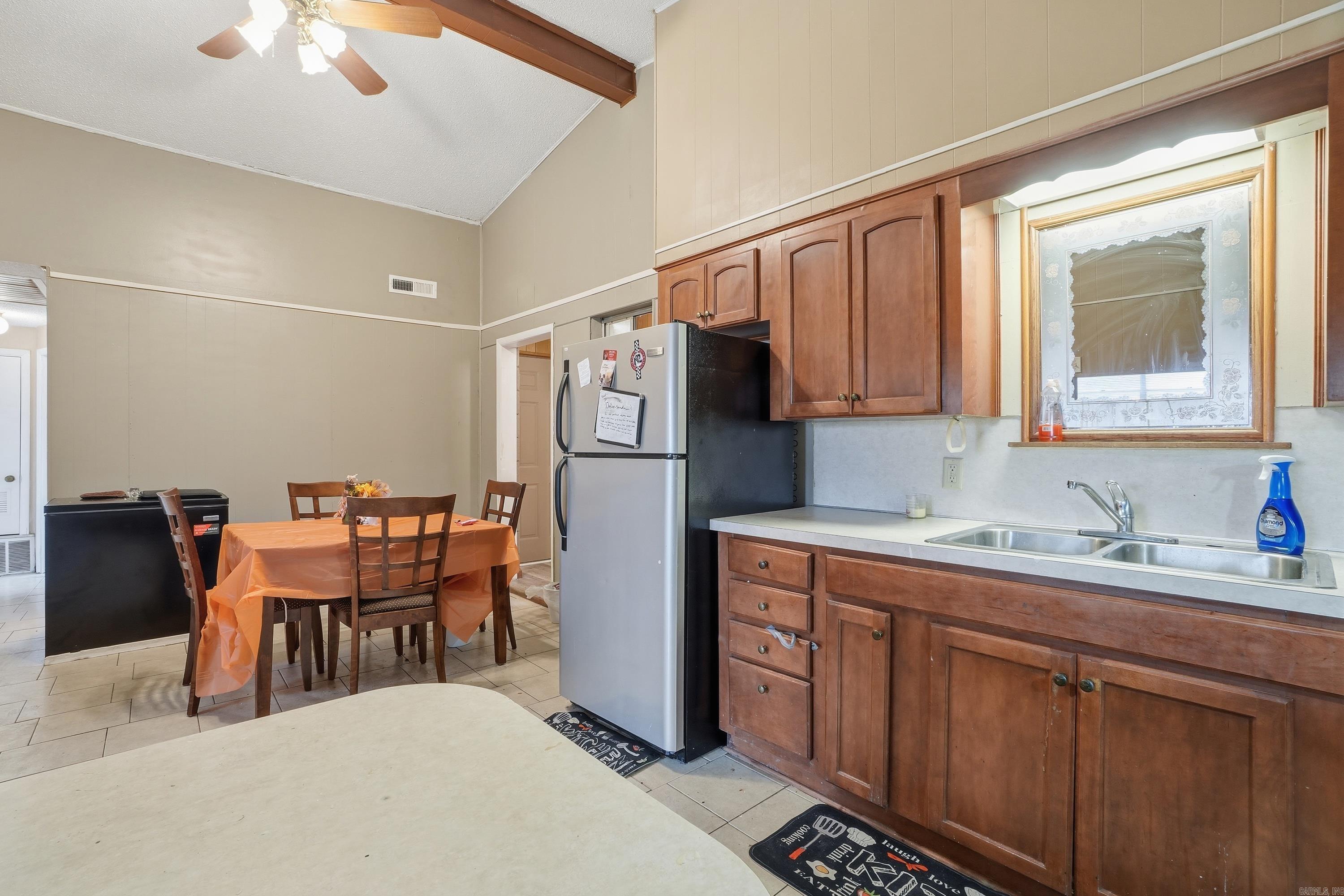 HOLTDALE - Residential