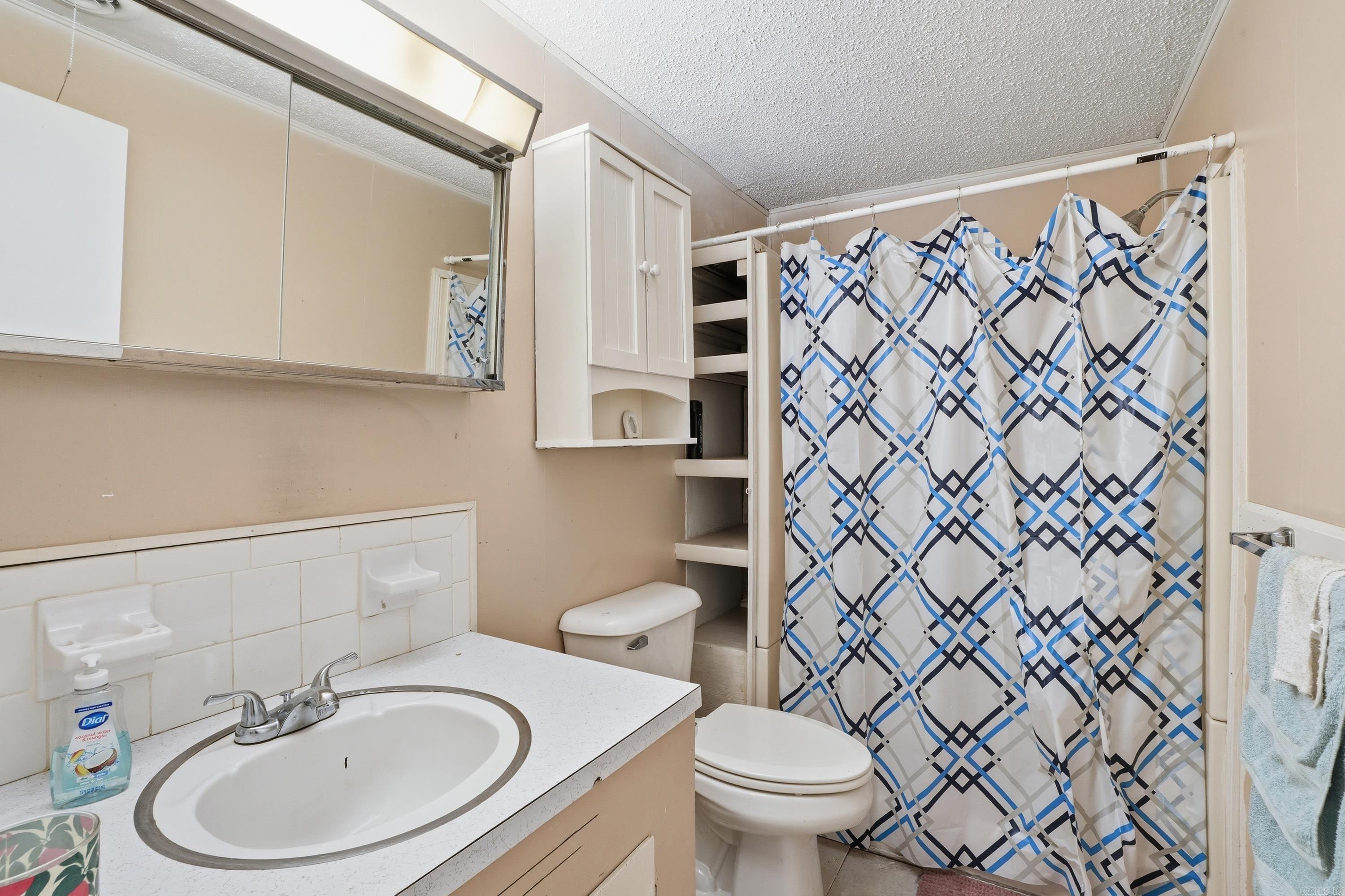 HOLTDALE - Residential