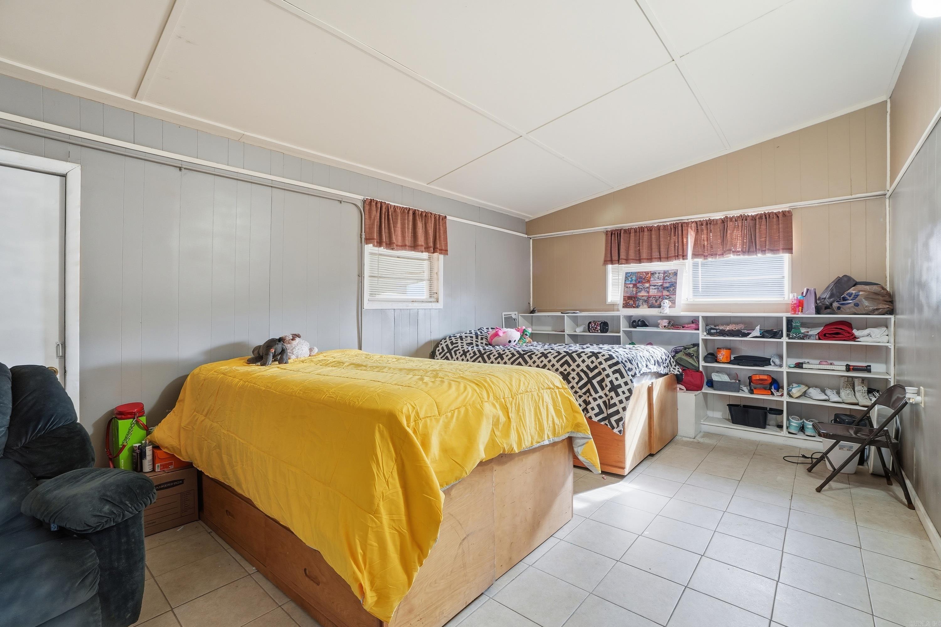 HOLTDALE - Residential