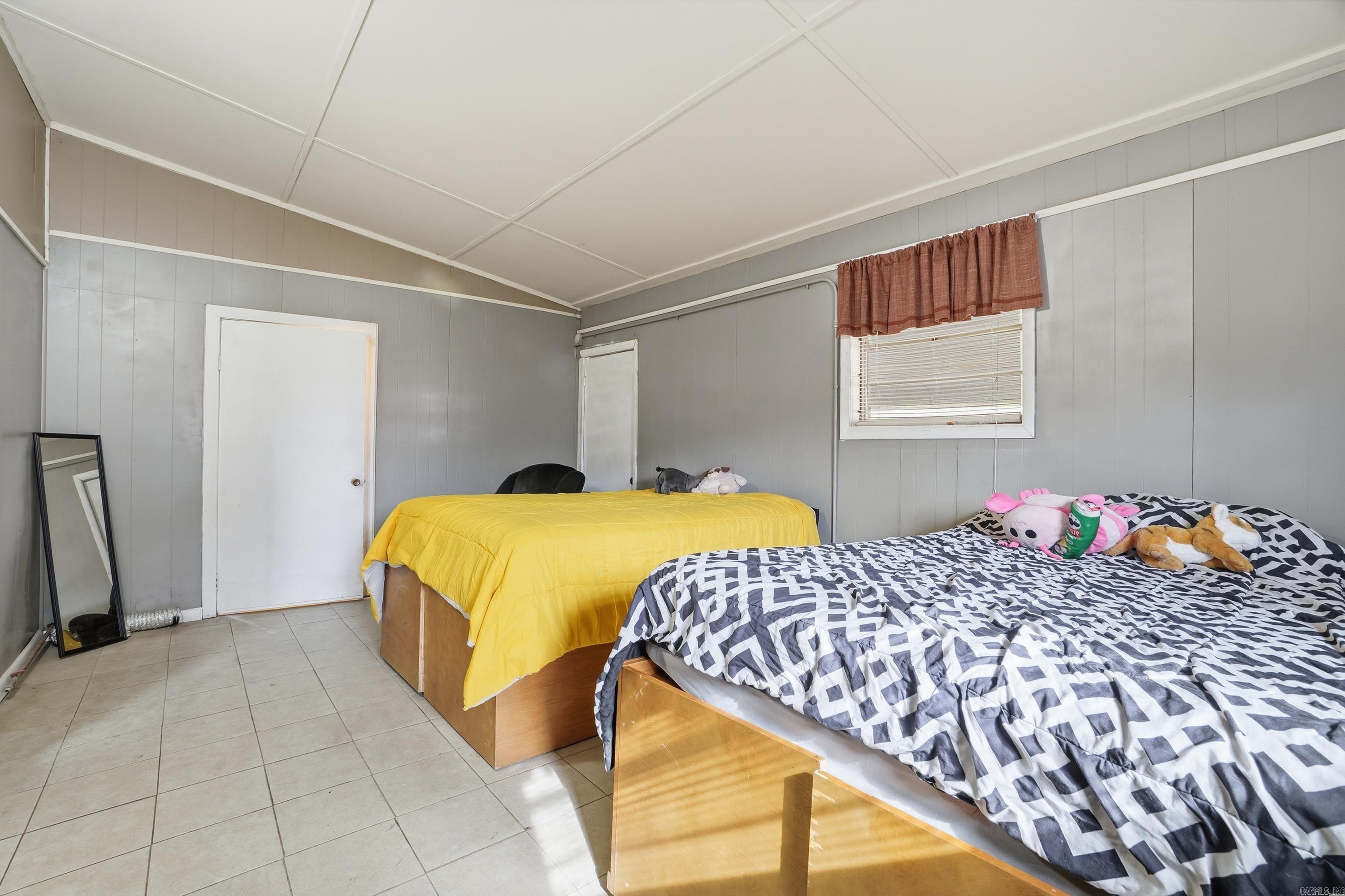 HOLTDALE - Residential