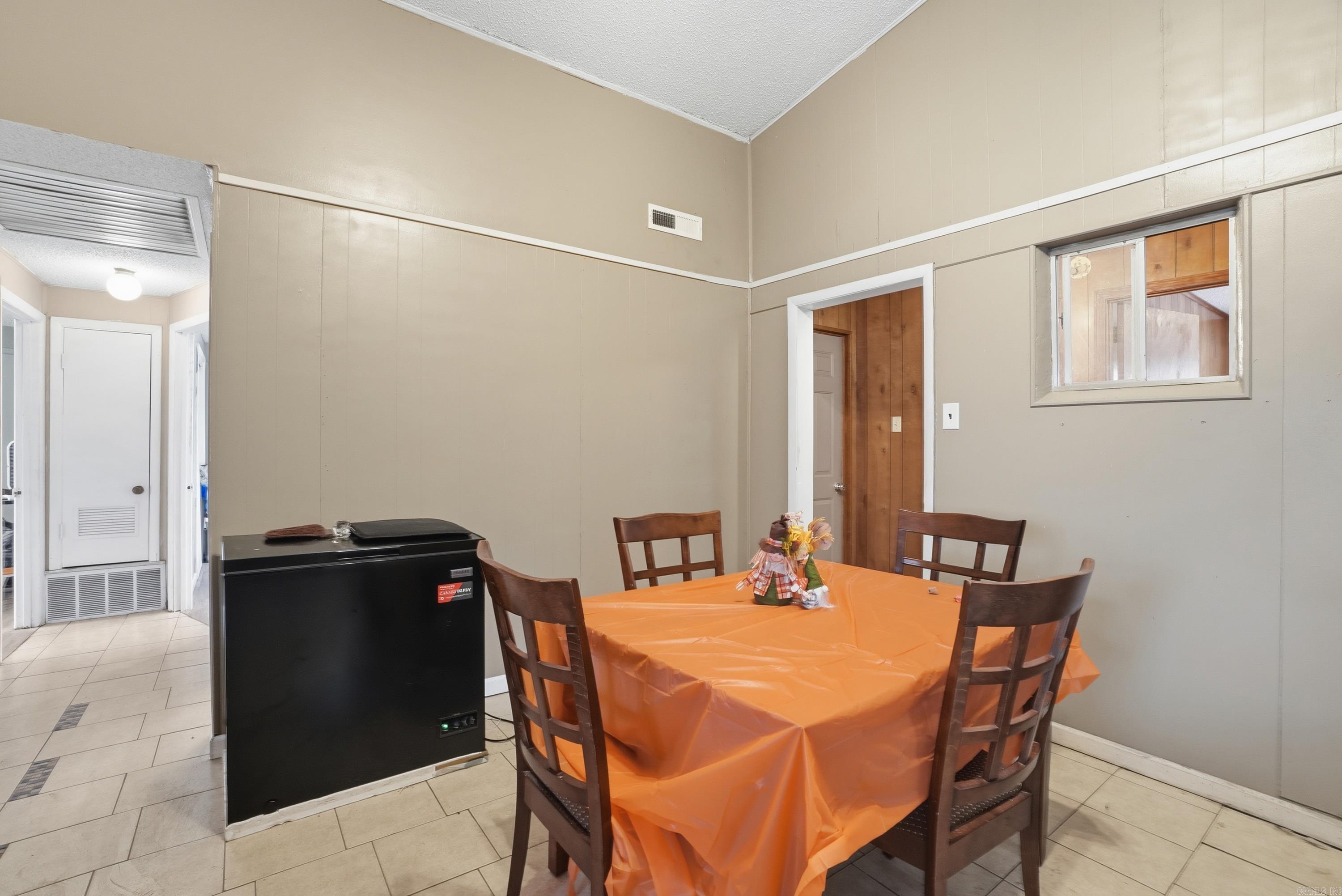 HOLTDALE - Residential