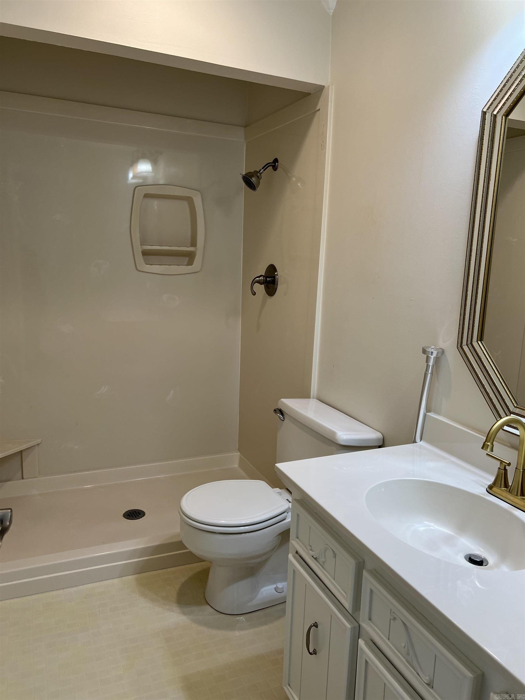 INDIAN HILLS - Residential