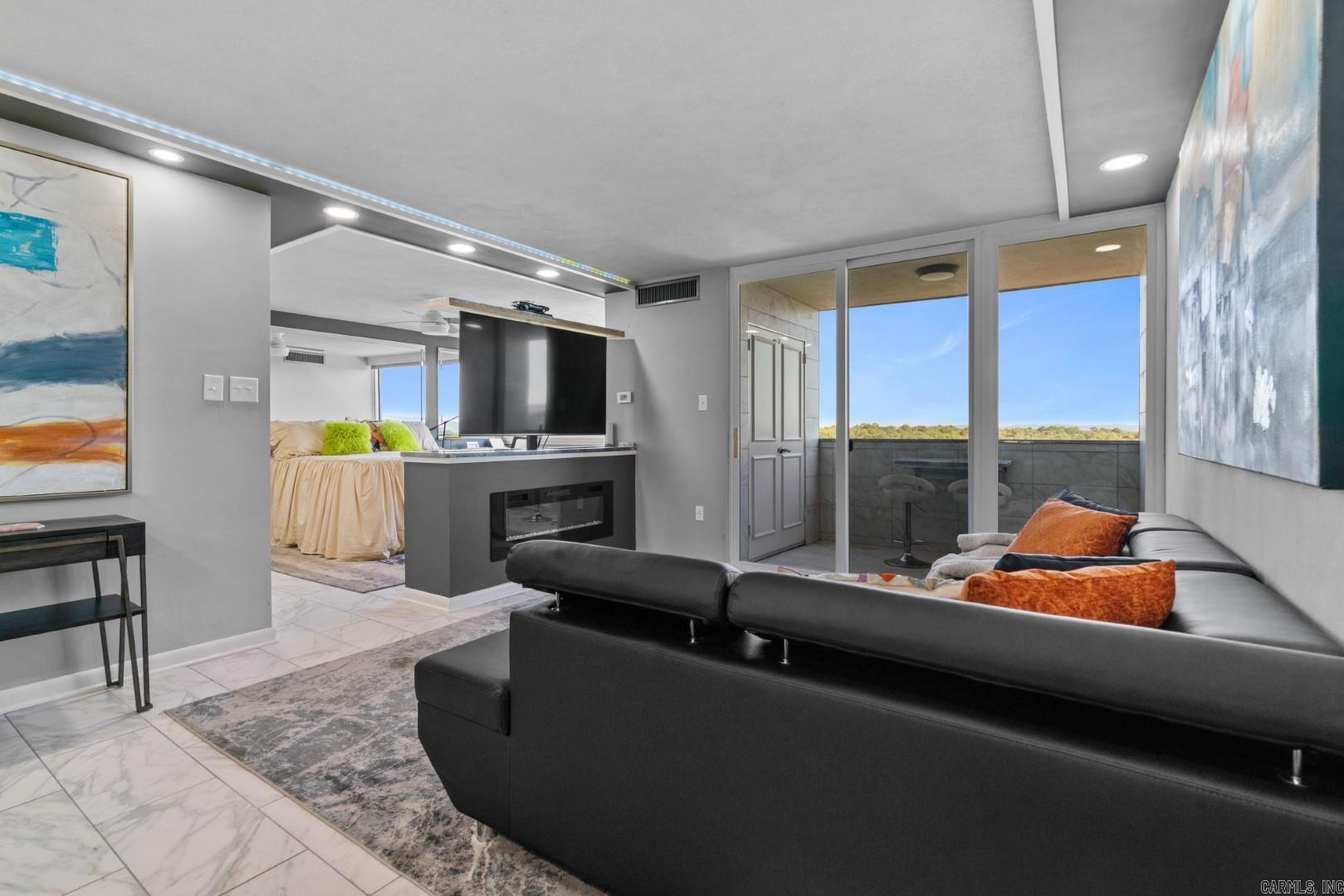 BEACON MANOR HPR - Residential