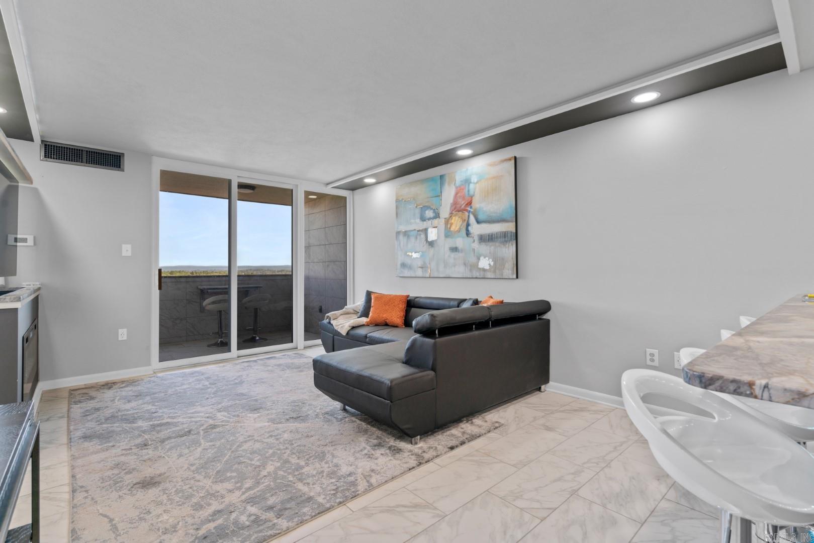 BEACON MANOR HPR - Residential