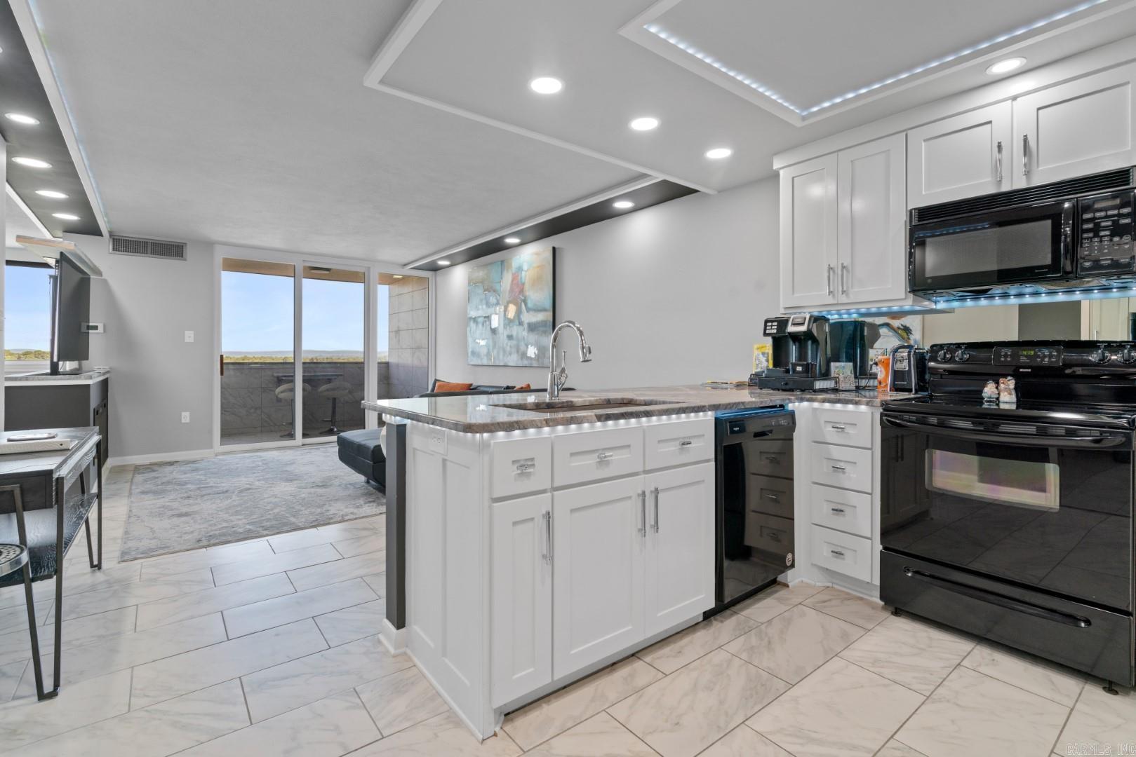 BEACON MANOR HPR - Residential