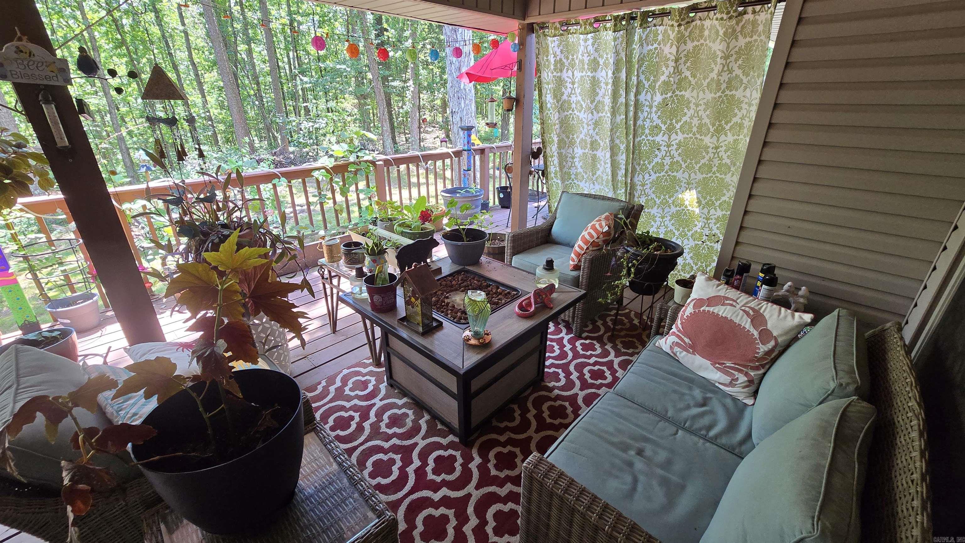 LAKEWOOD HILLS - Residential