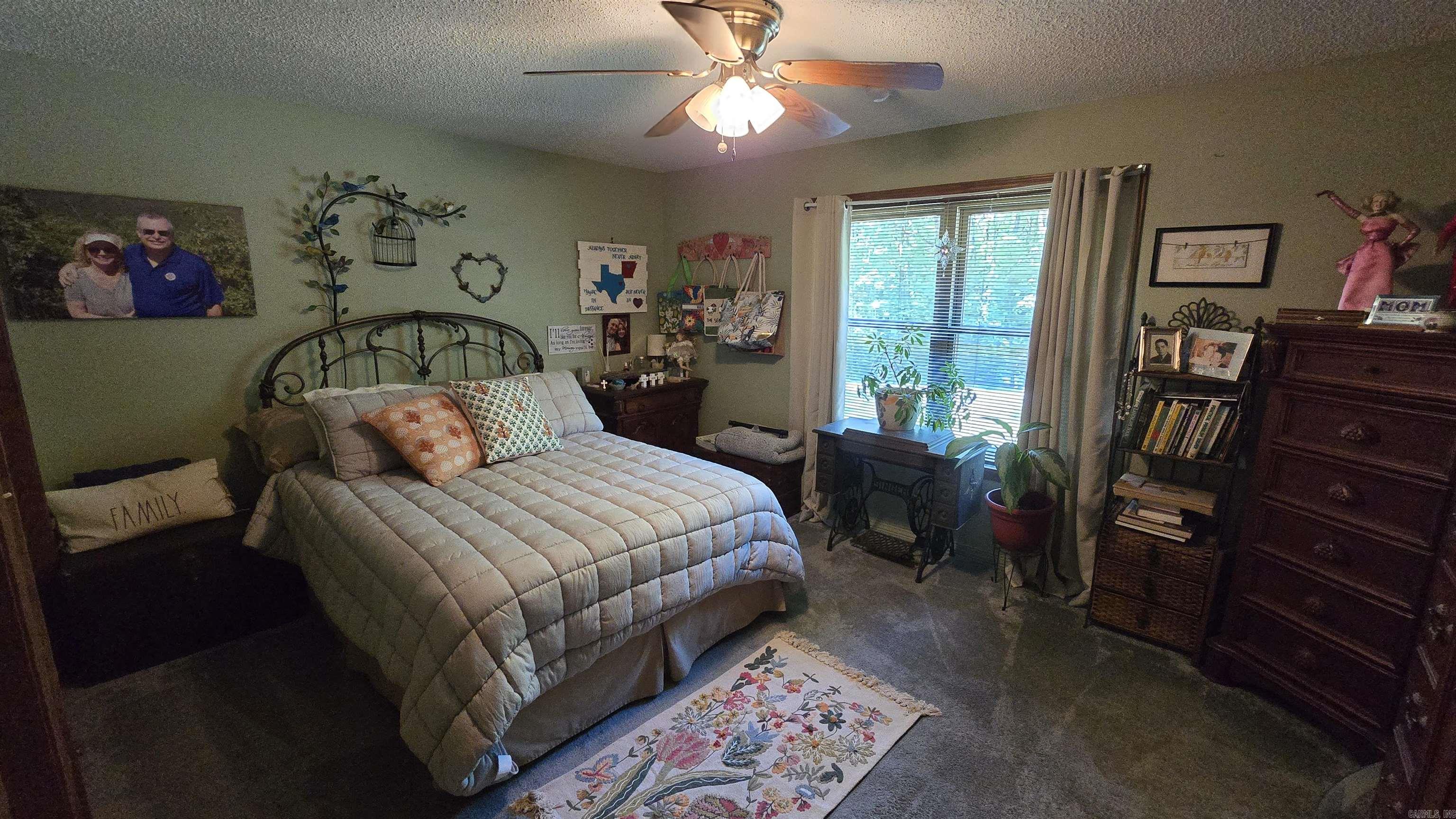 LAKEWOOD HILLS - Residential