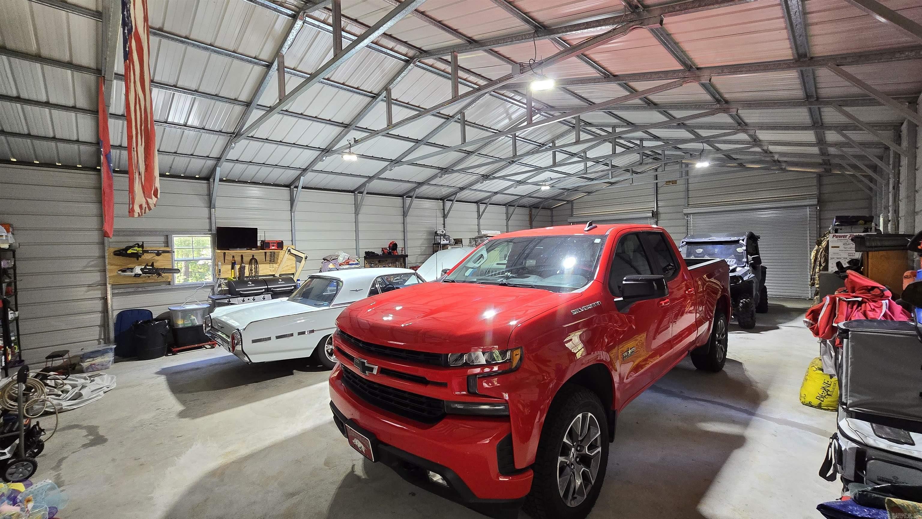 LAKEWOOD HILLS - Residential