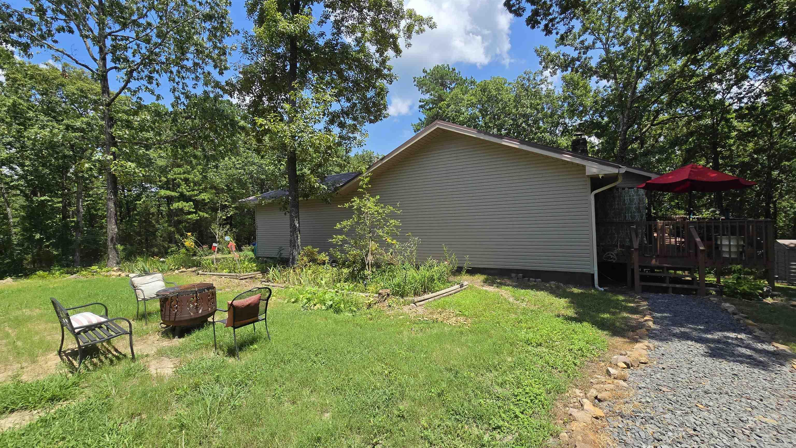 LAKEWOOD HILLS - Residential