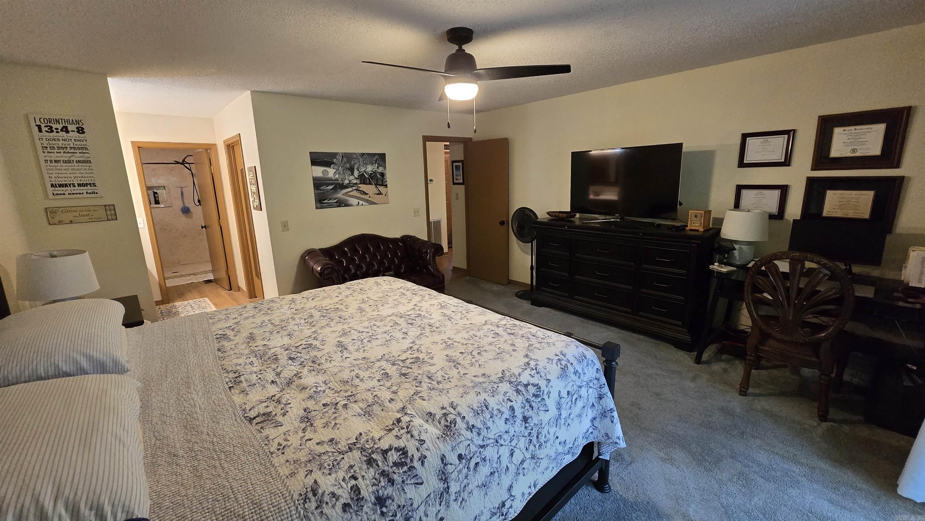 LAKEWOOD HILLS - Residential