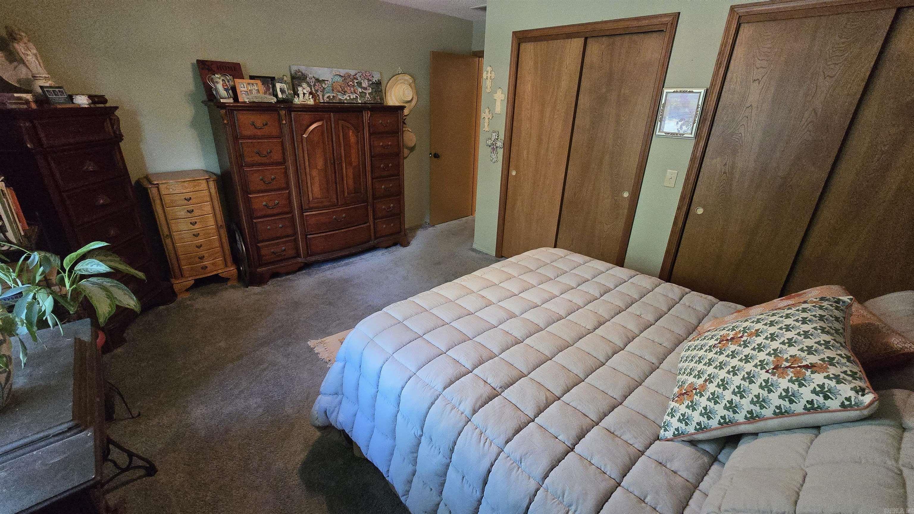 LAKEWOOD HILLS - Residential