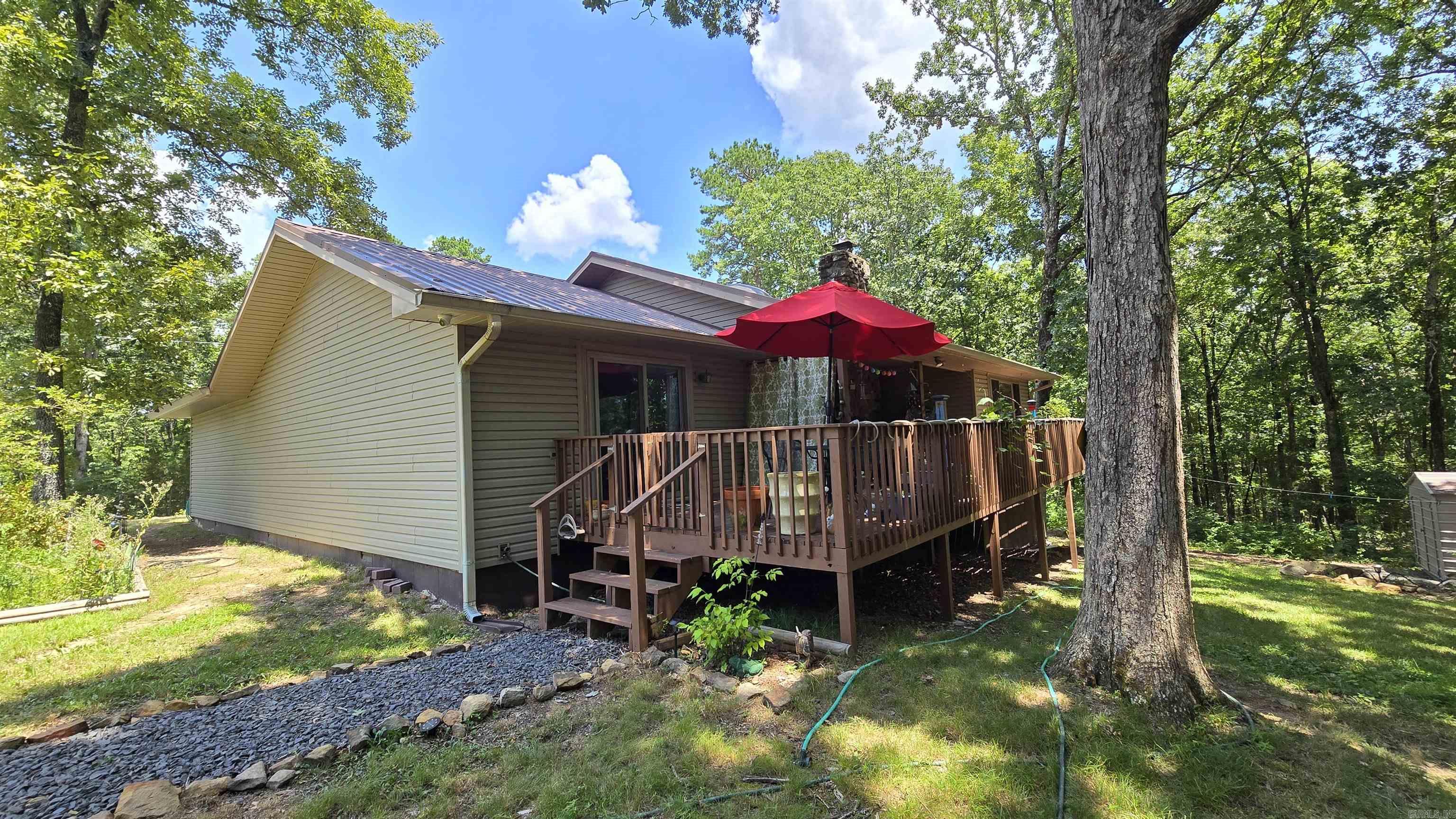 LAKEWOOD HILLS - Residential