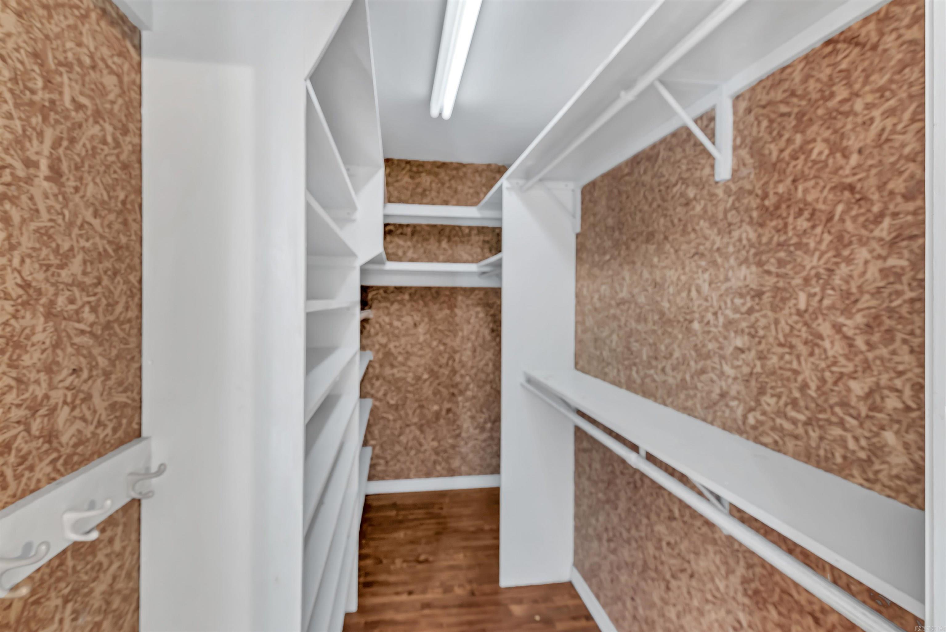 JOE ZELL FORREST - Residential