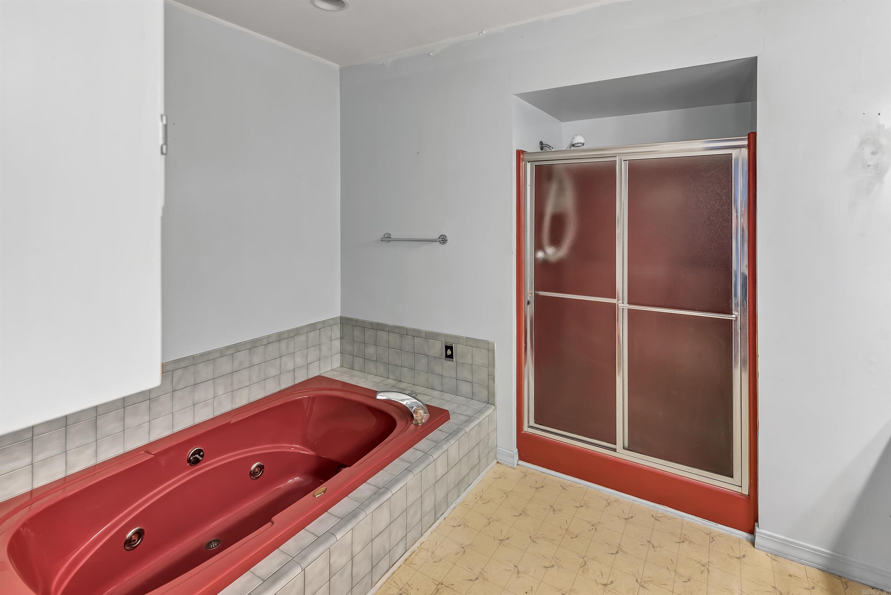 JOE ZELL FORREST - Residential