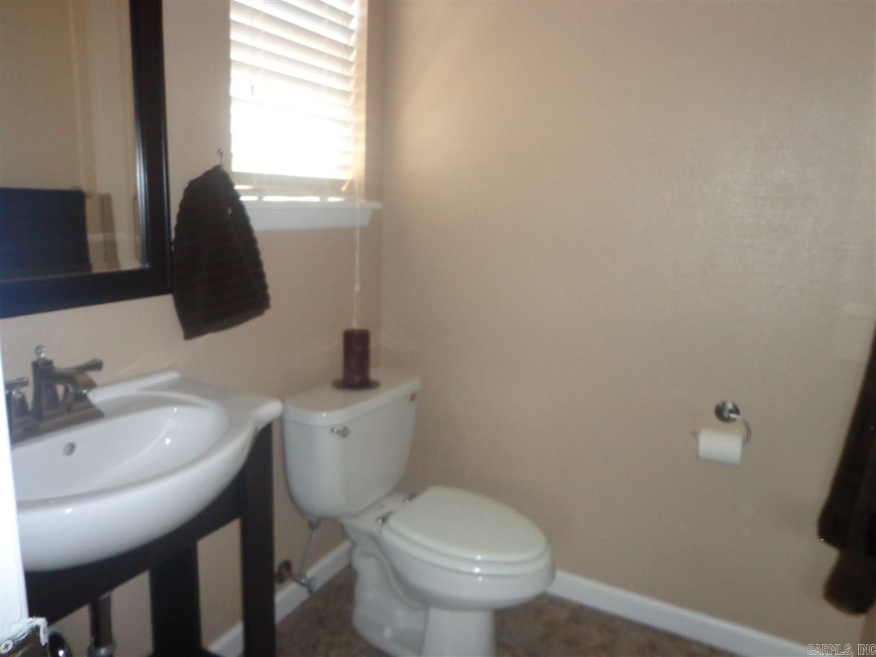 North Hills Manor - Residential