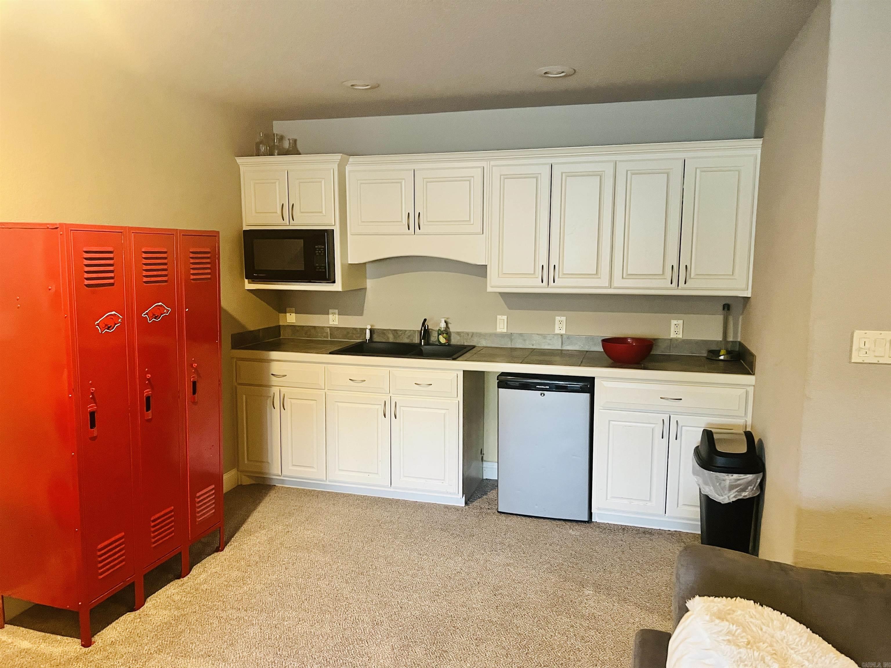 LOTUS VALLEY - Residential