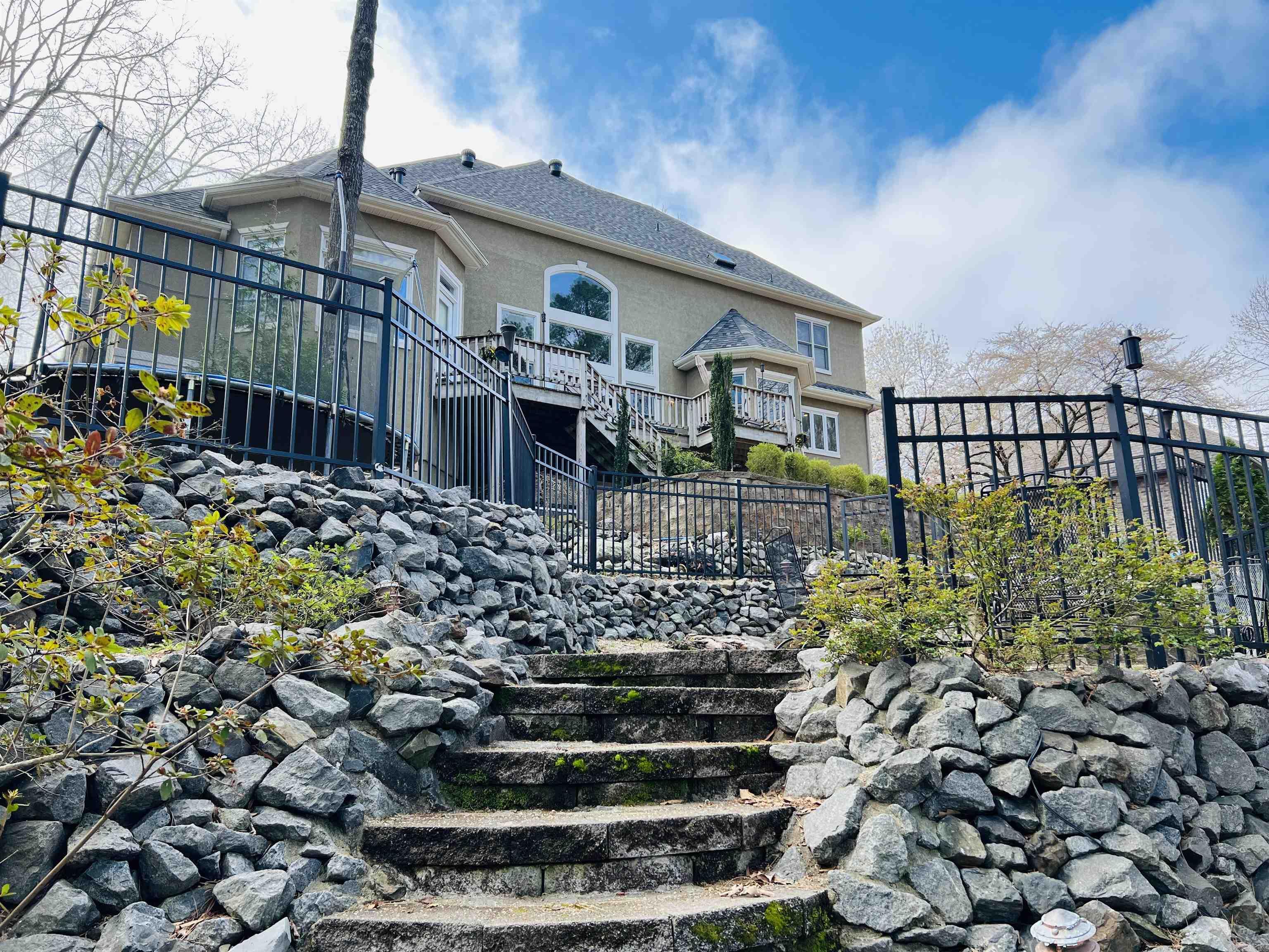 LOTUS VALLEY - Residential