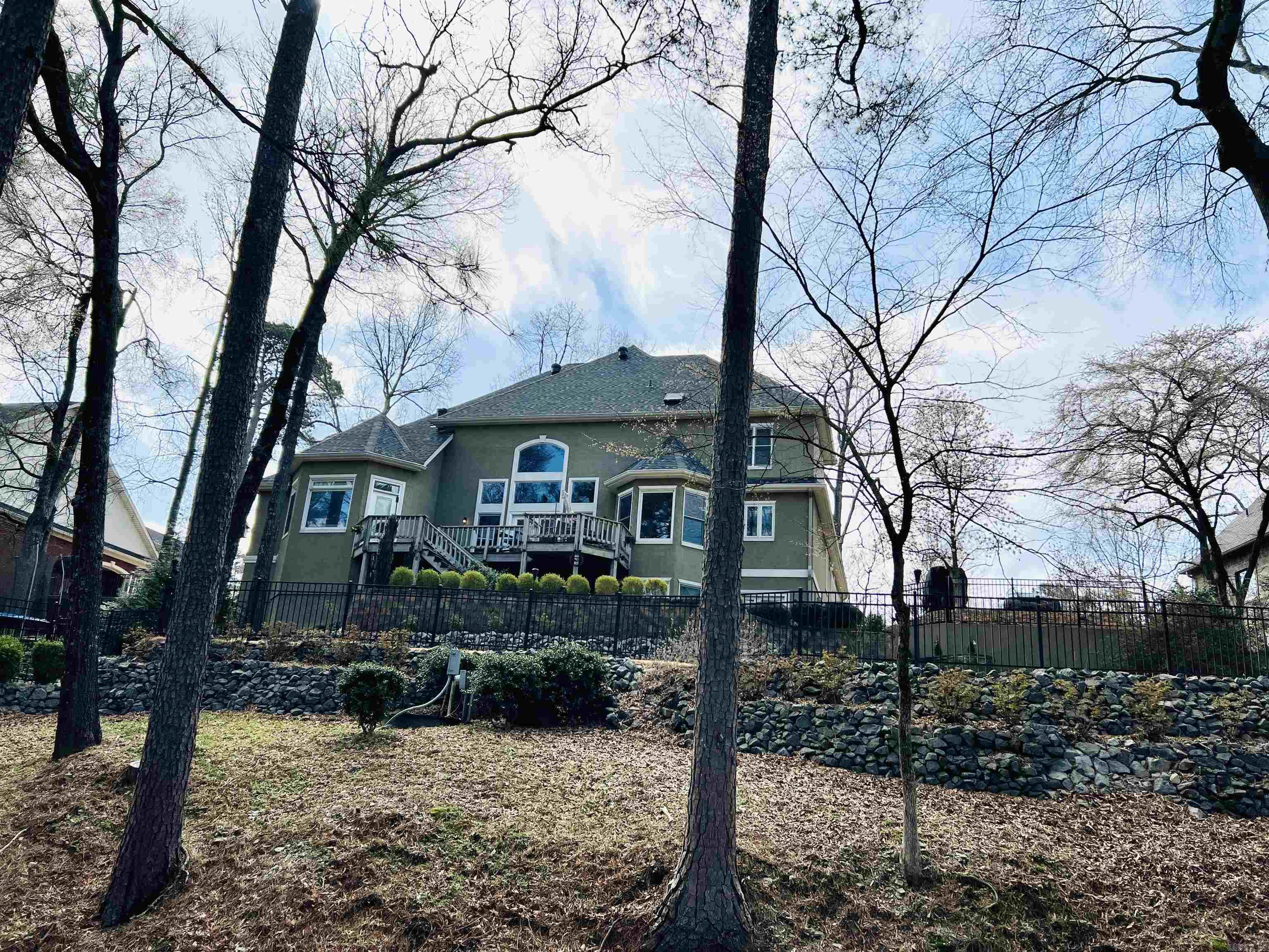 LOTUS VALLEY - Residential