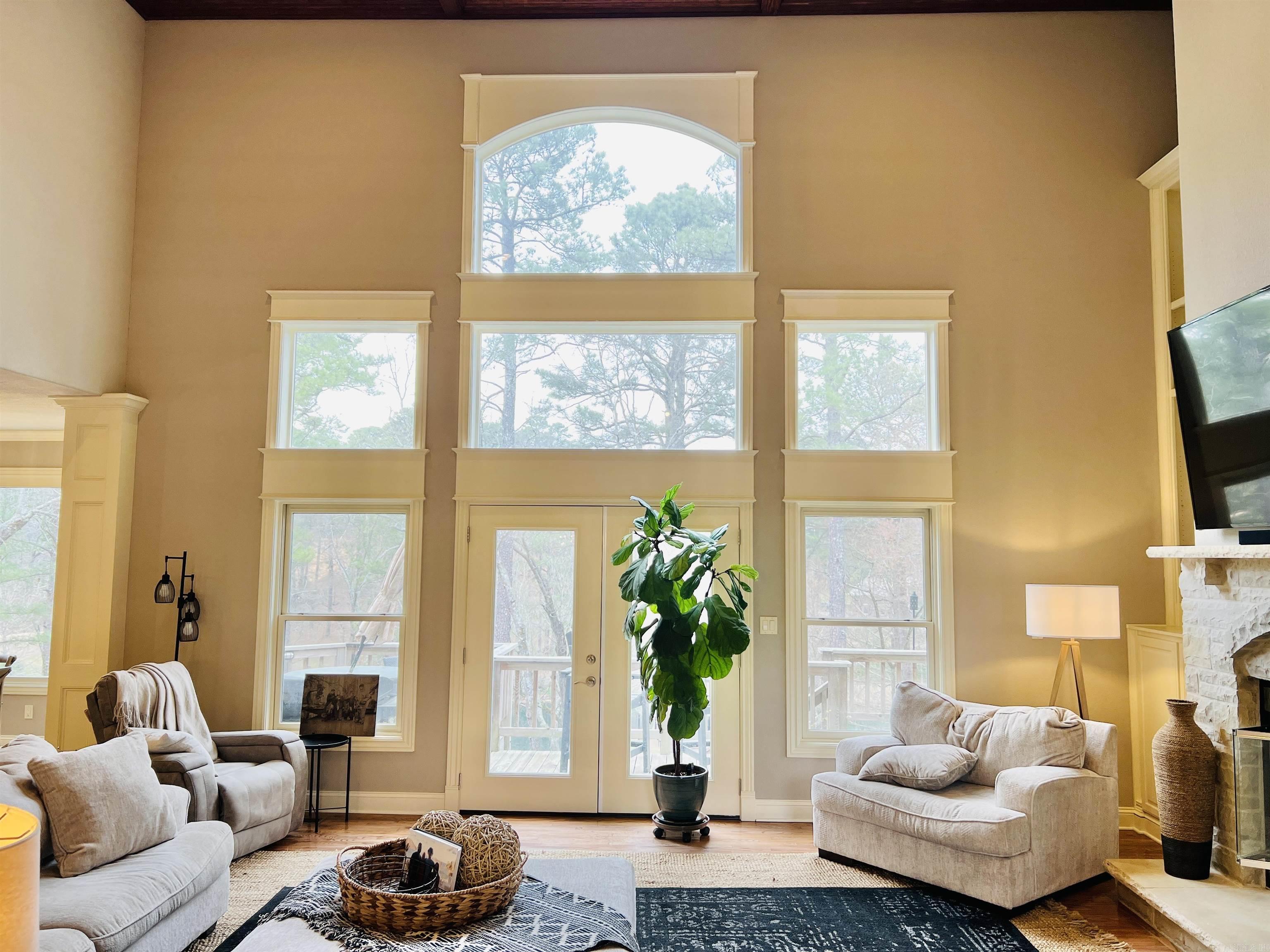 LOTUS VALLEY - Residential