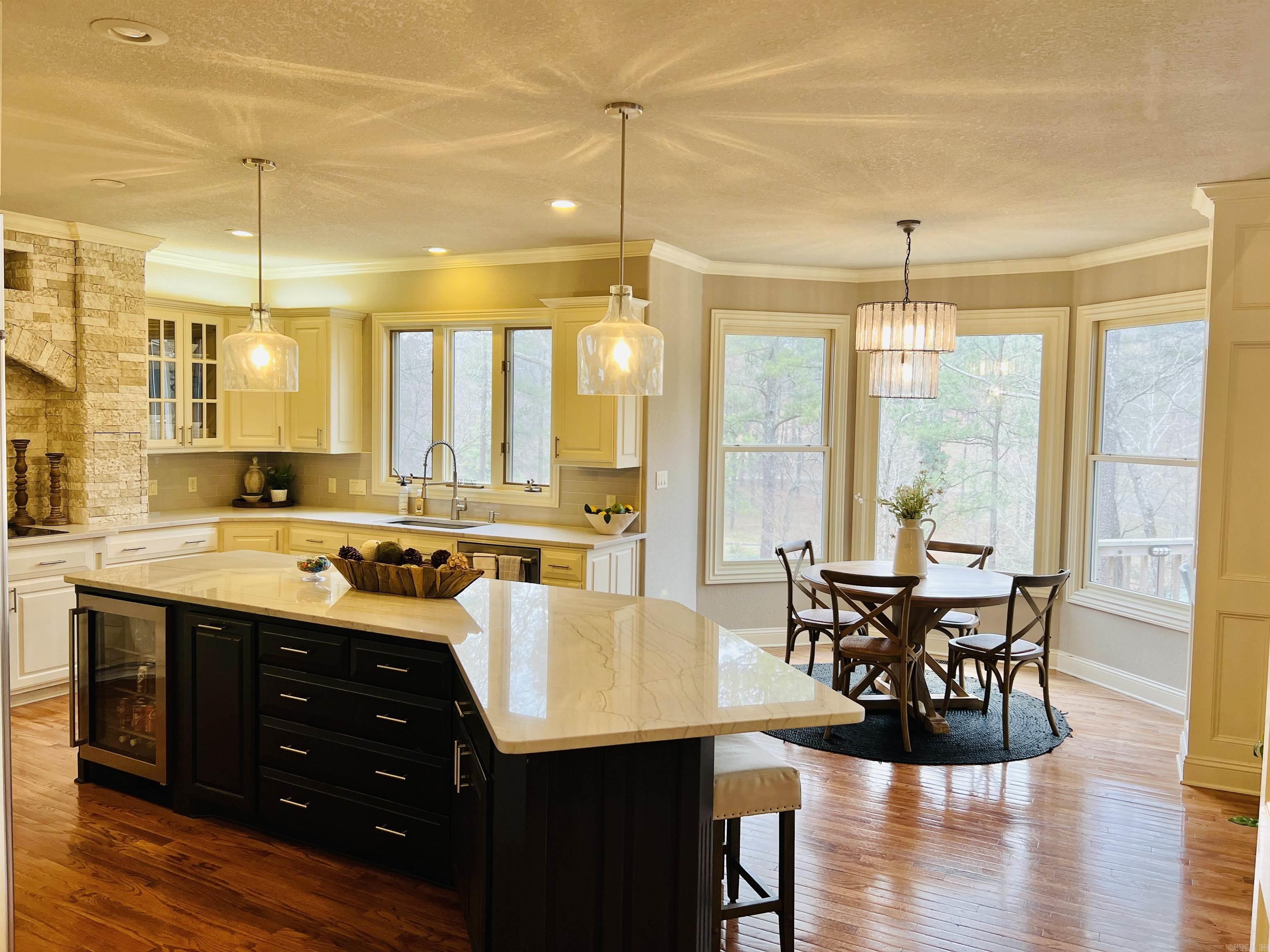 LOTUS VALLEY - Residential