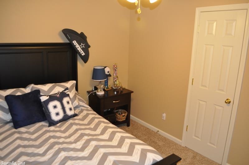 AUTUMN RIDGE - Residential