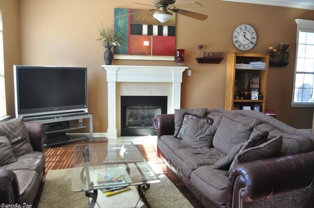 AUTUMN RIDGE - Residential