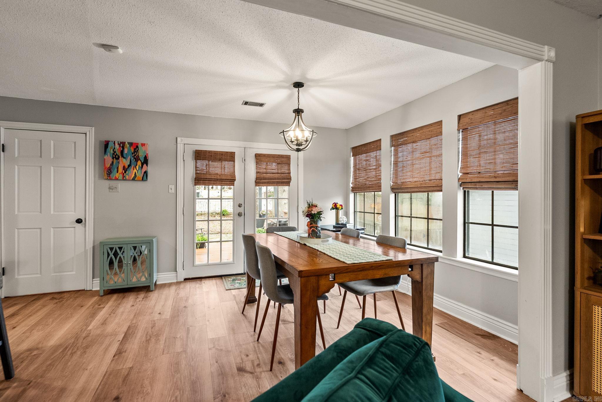 CEDAR RIDGE - Residential