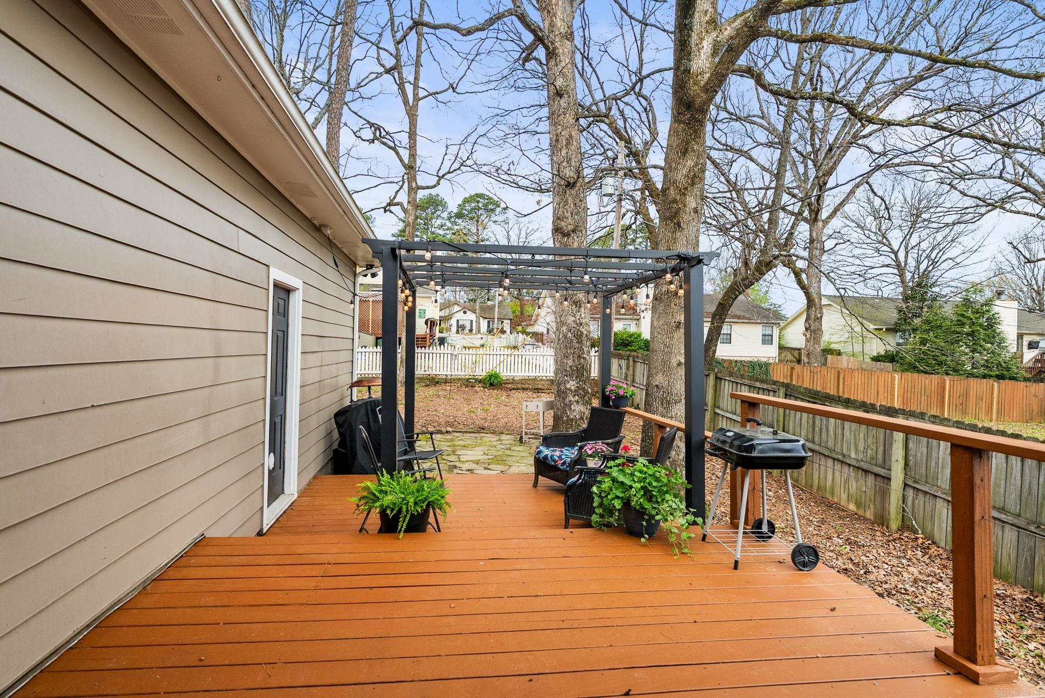 CEDAR RIDGE - Residential