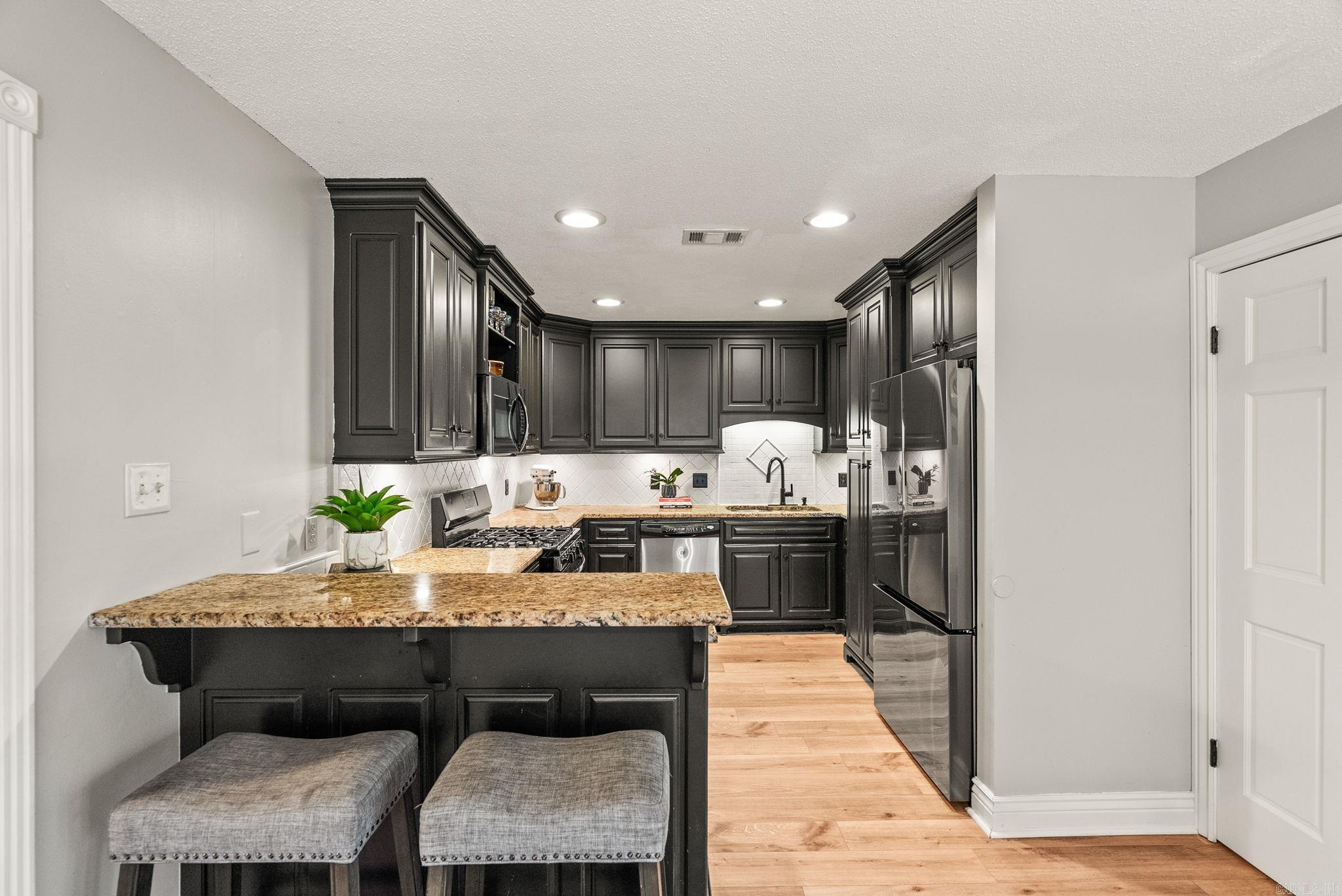 CEDAR RIDGE - Residential