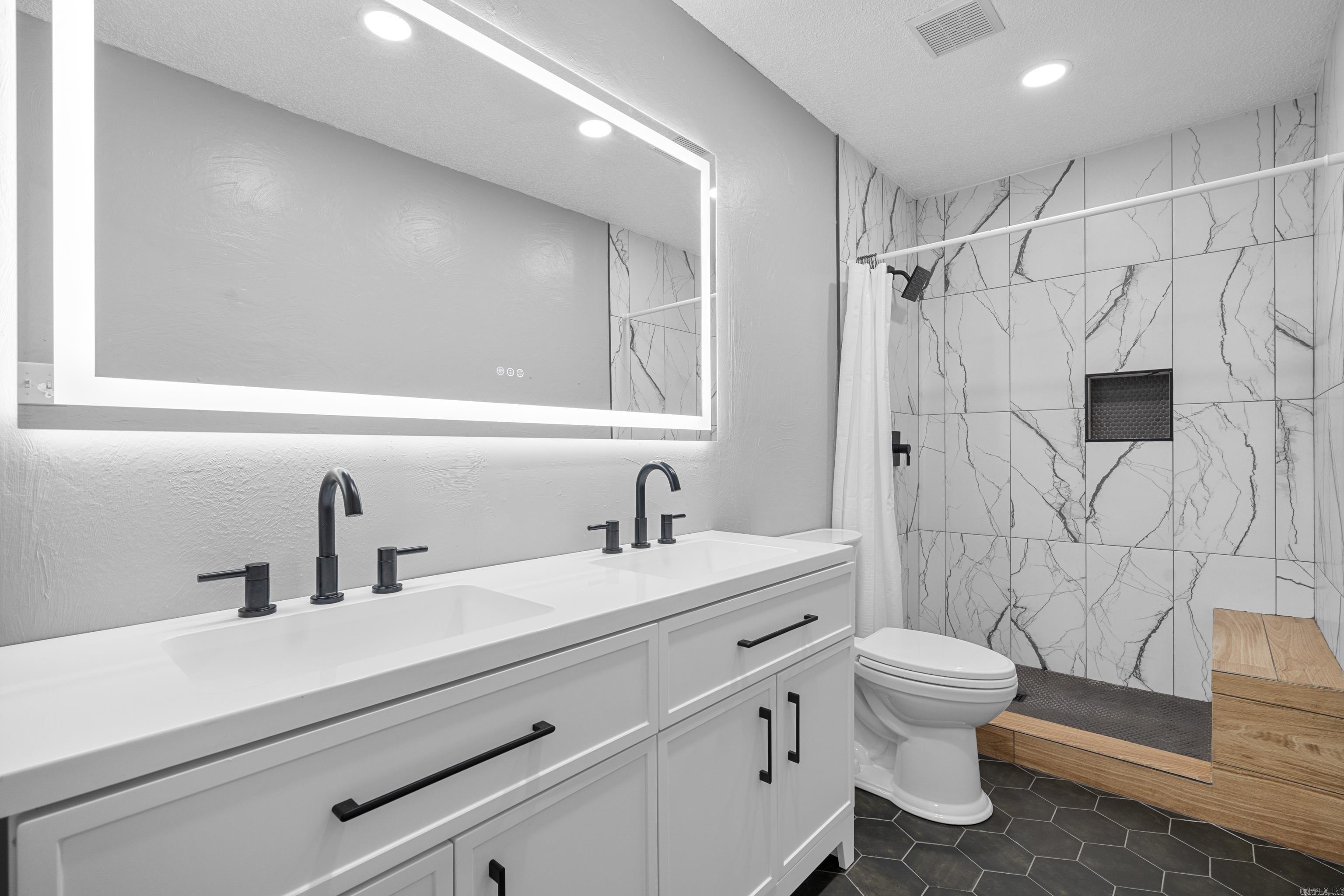 Westport Bay Town House - Residential