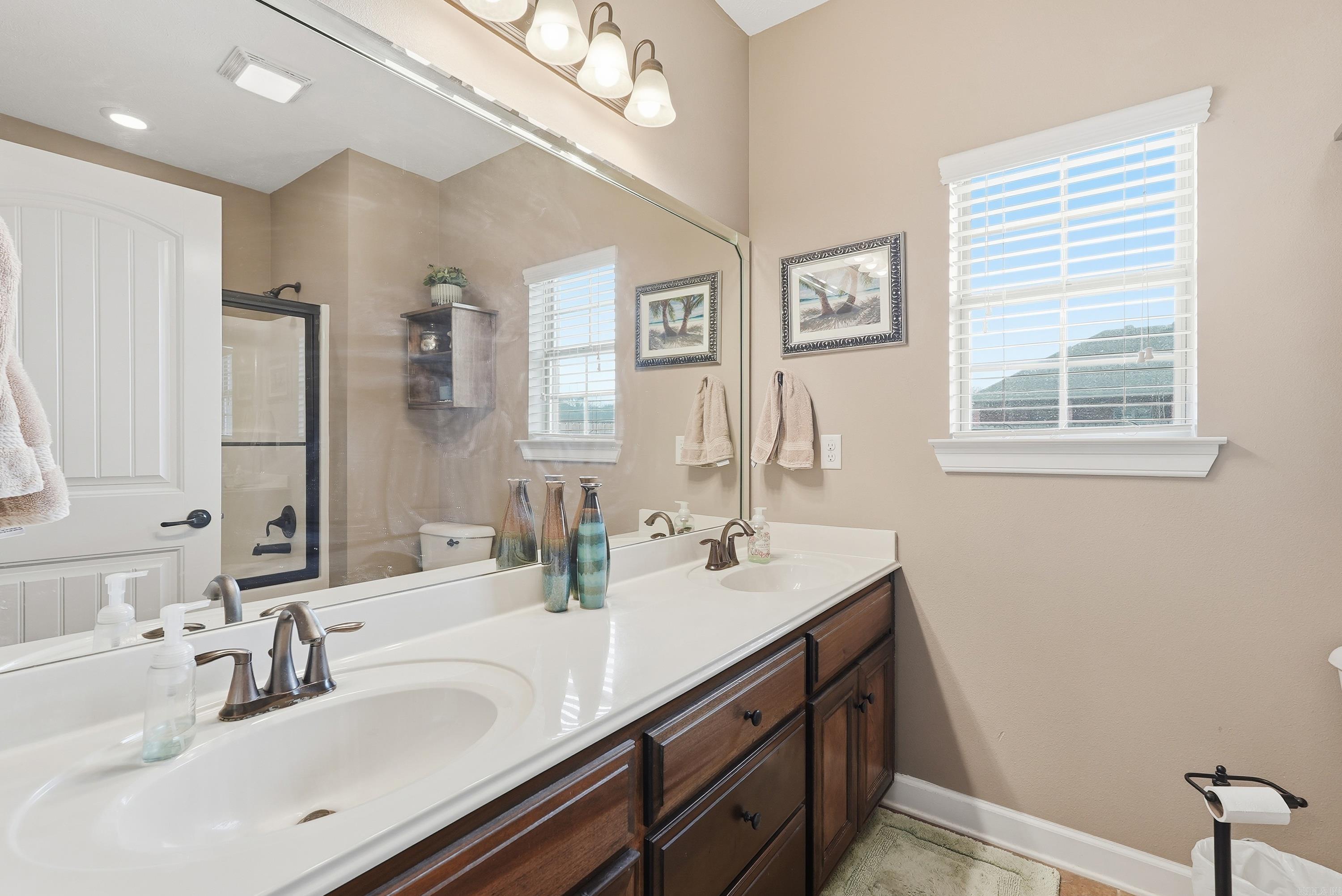 OAK TREE SUB - Residential