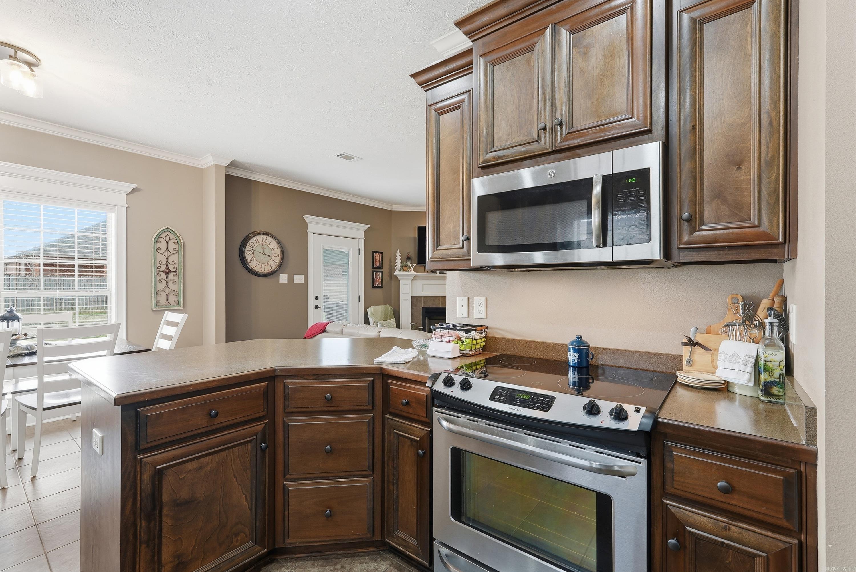 OAK TREE SUB - Residential