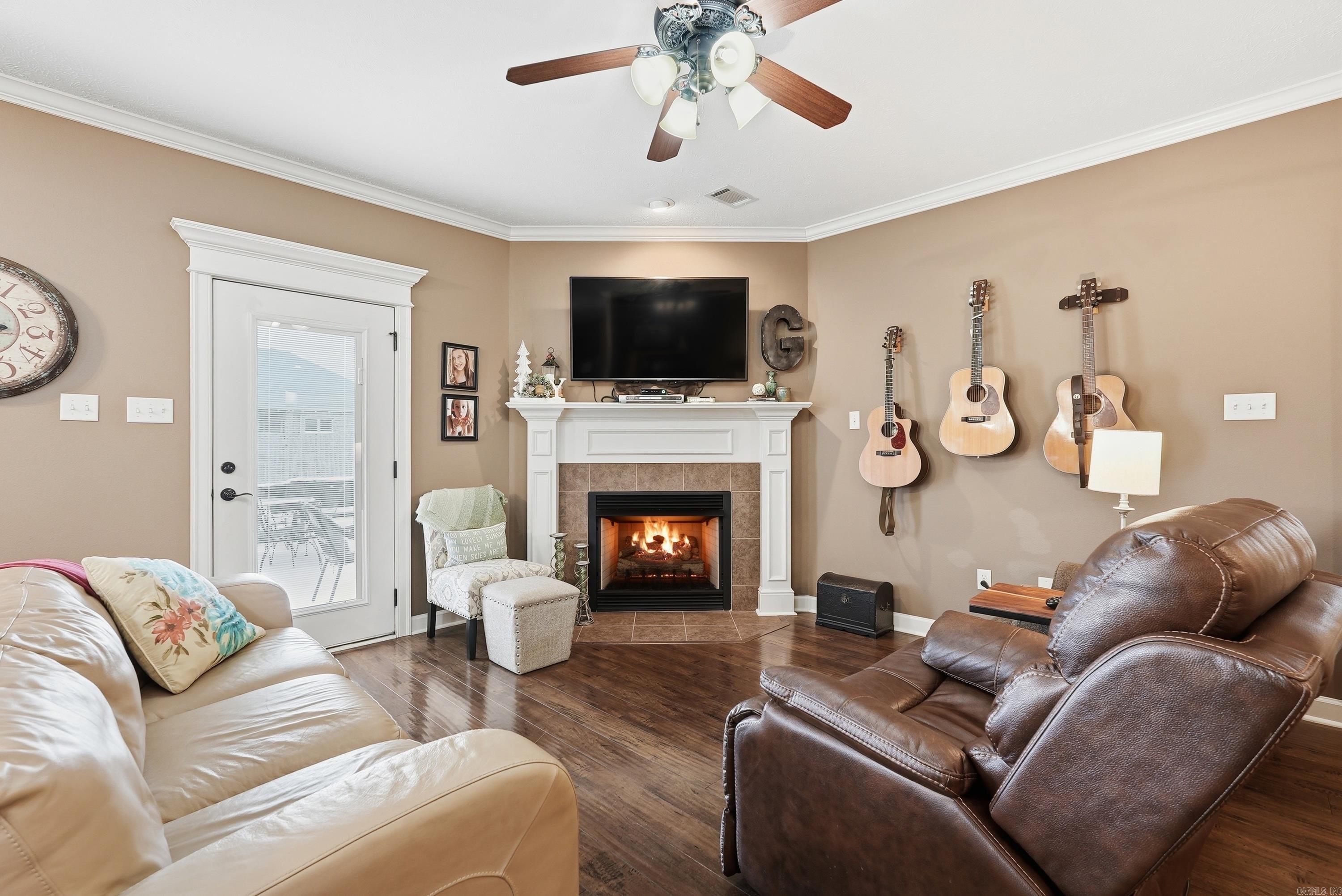 OAK TREE SUB - Residential