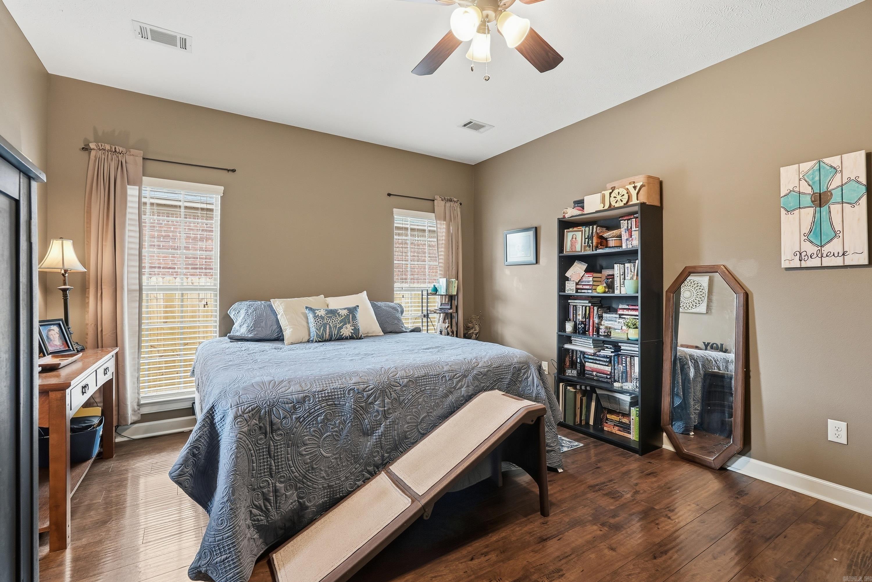 OAK TREE SUB - Residential