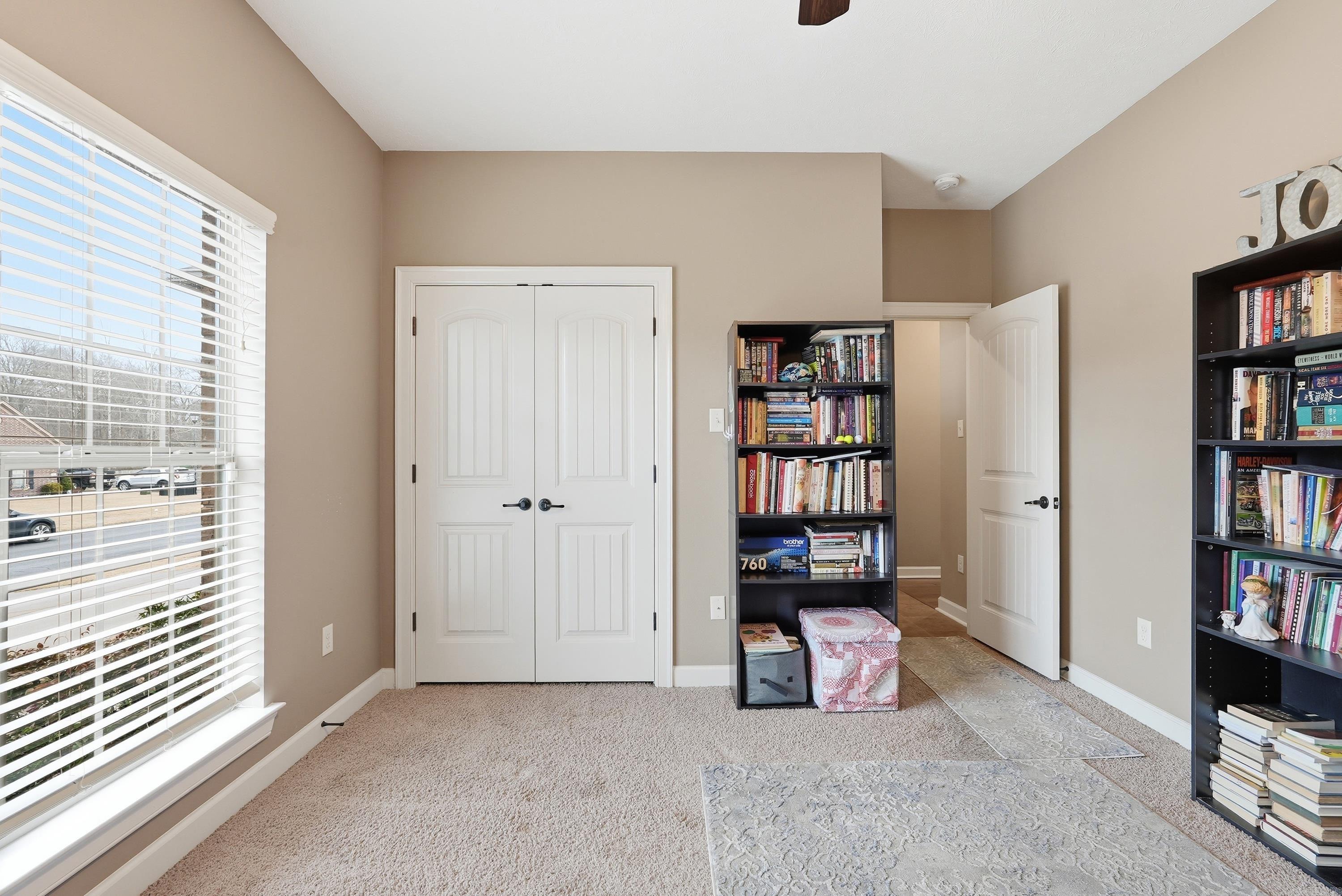 OAK TREE SUB - Residential